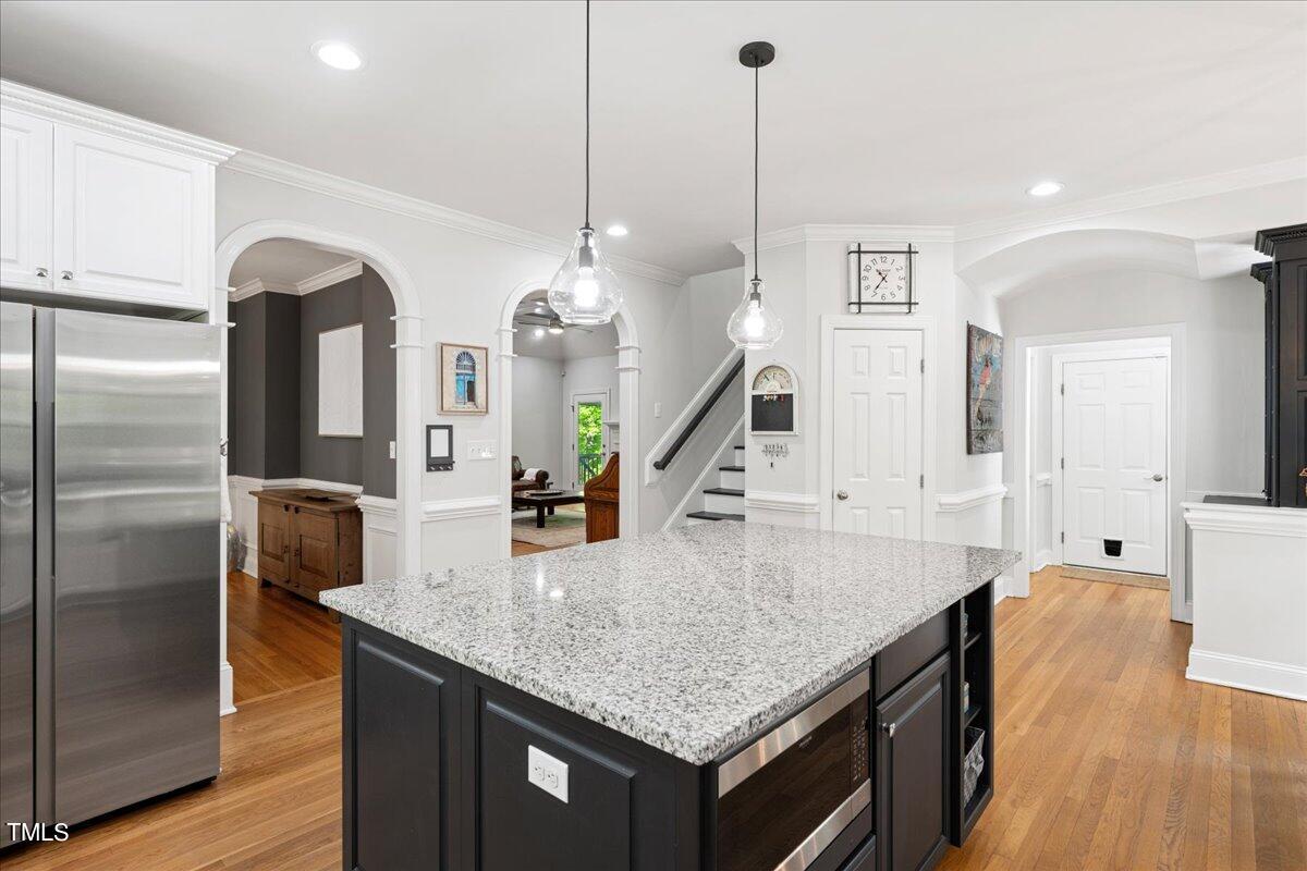 1517 Brightwater Court