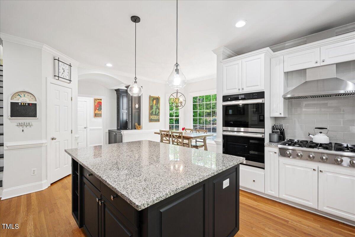 1517 Brightwater Court