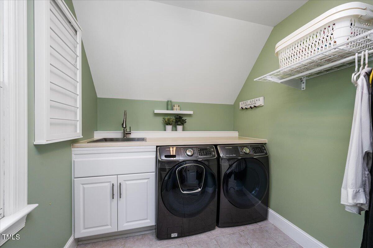 1517 Brightwater Court