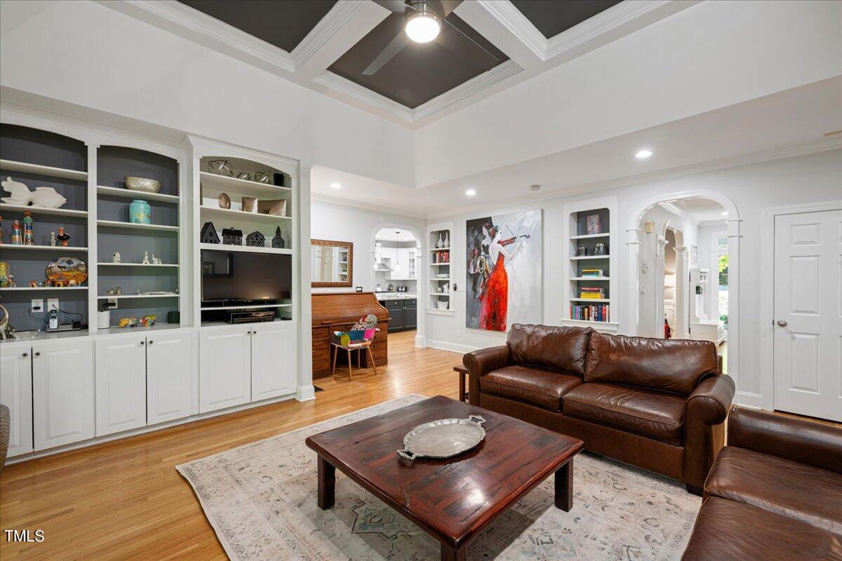 1517 Brightwater Court