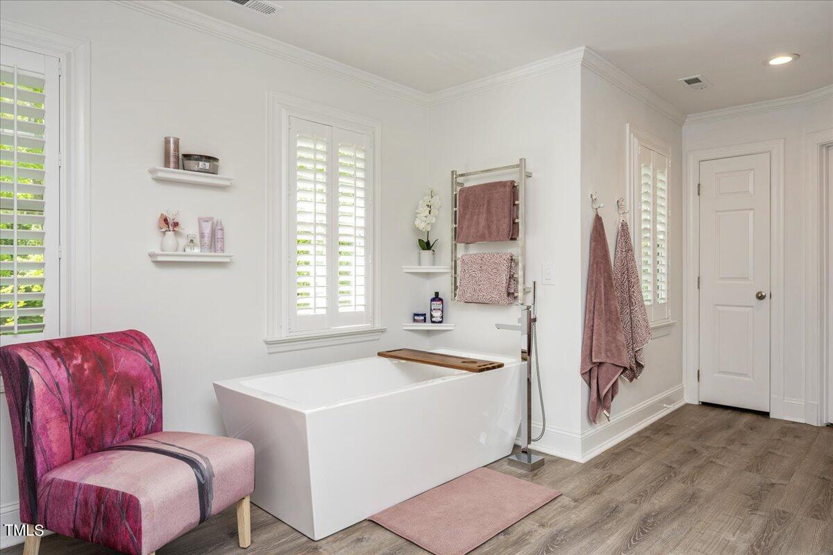 1517 Brightwater Court