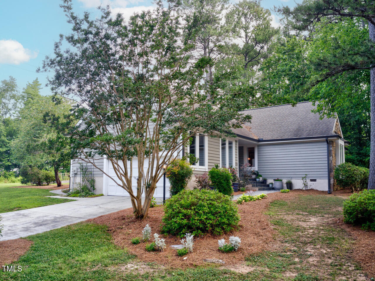 2210 Ridgefield Drive