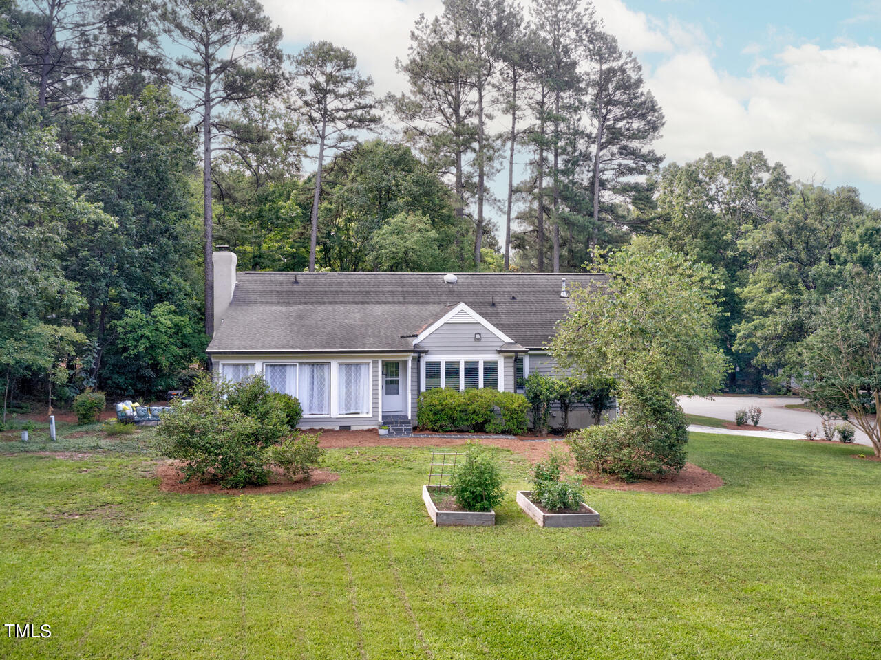 2210 Ridgefield Drive