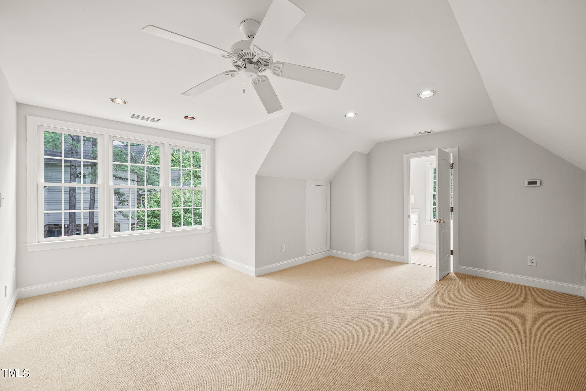 24 Acornridge Court