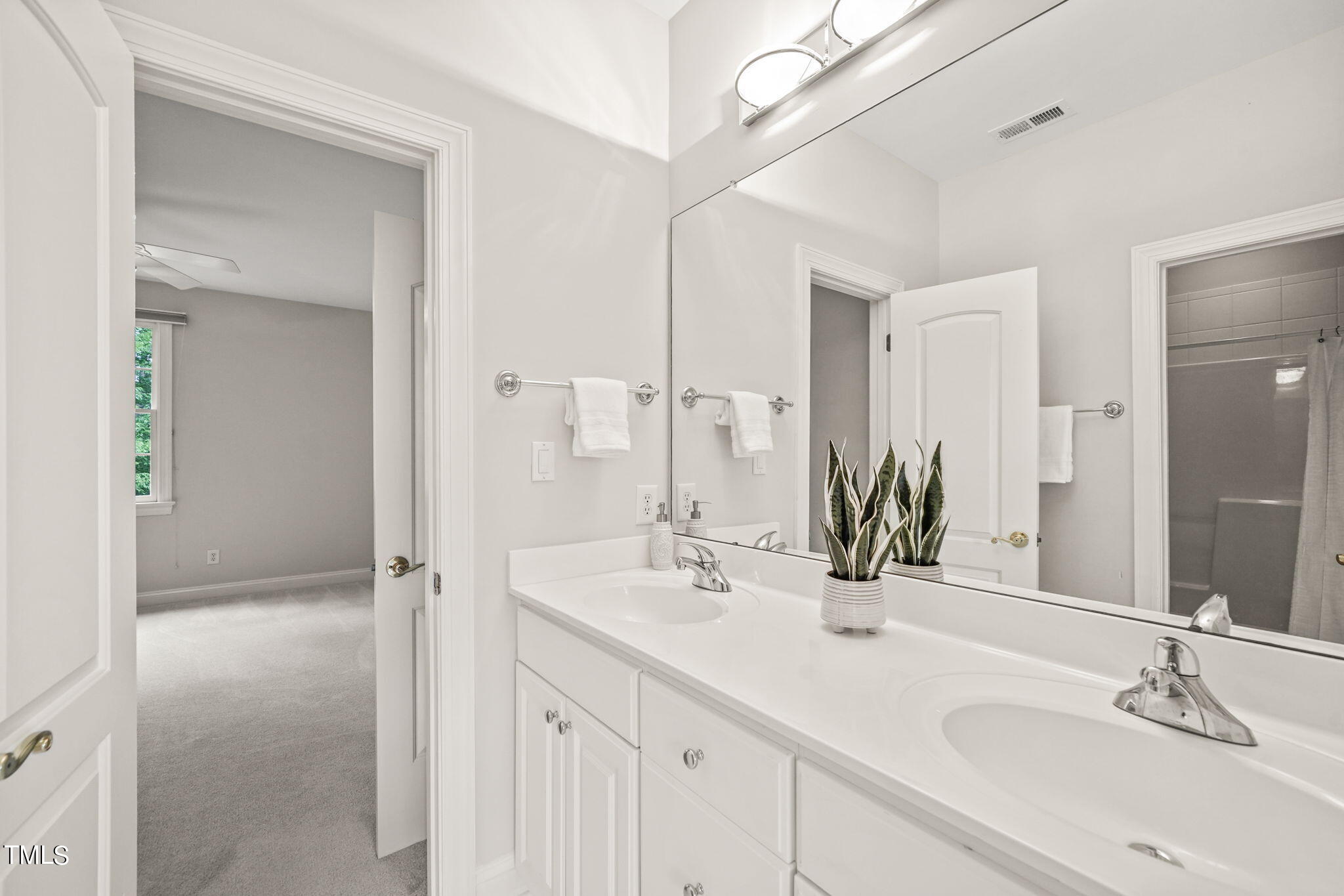 24 Acornridge Court