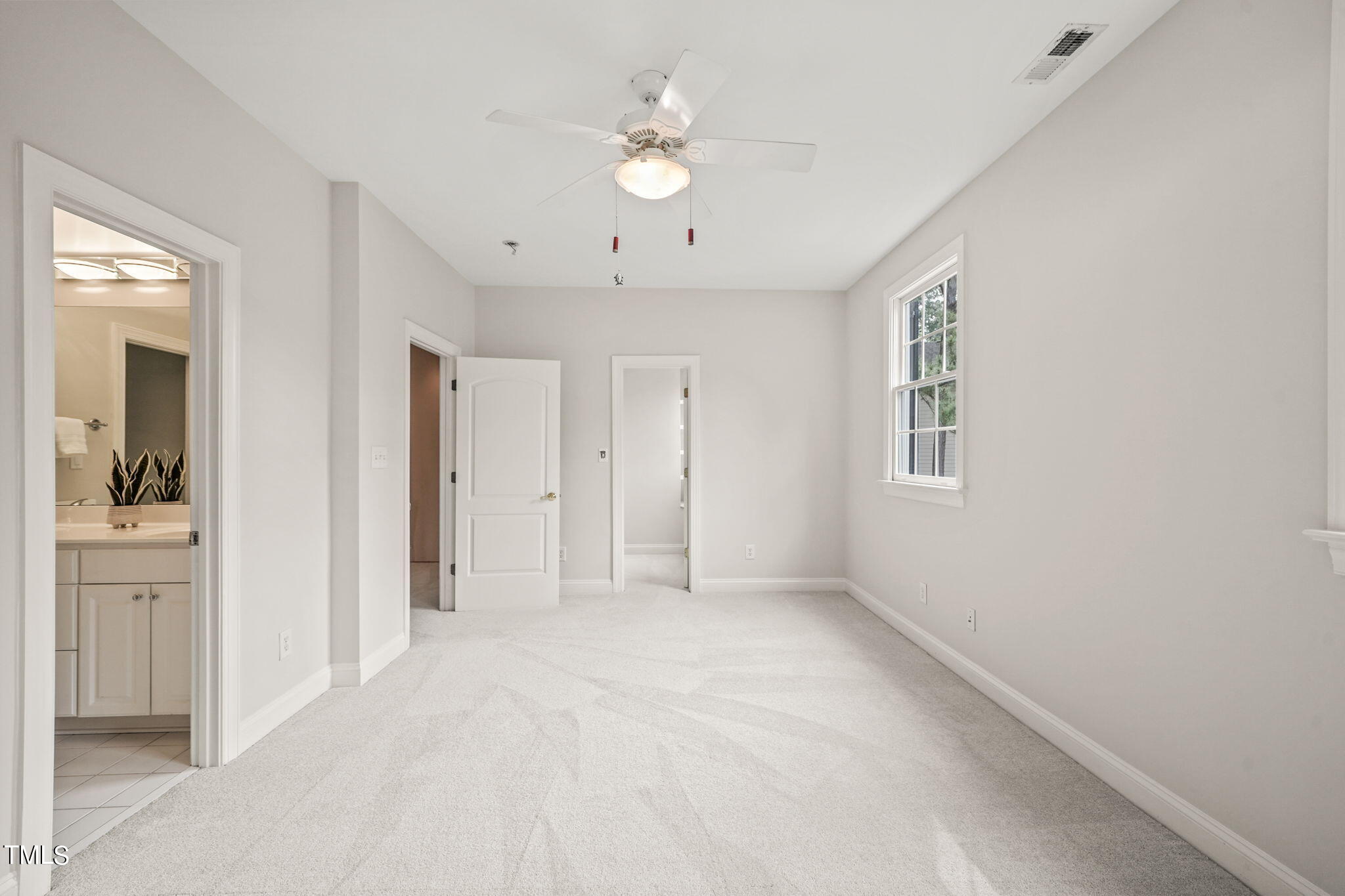 24 Acornridge Court