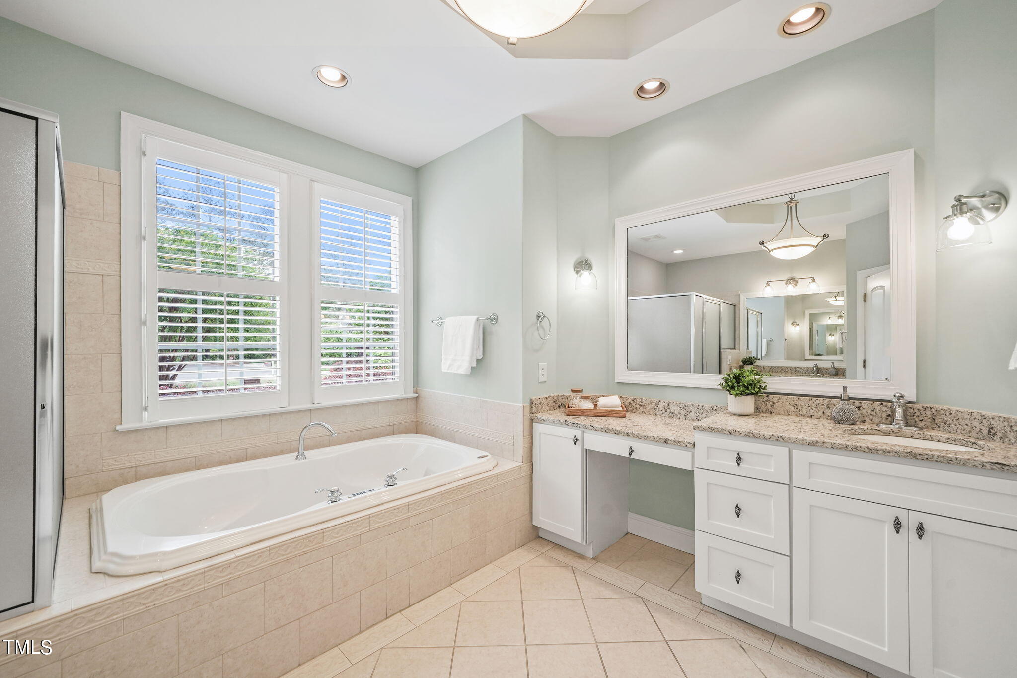 24 Acornridge Court