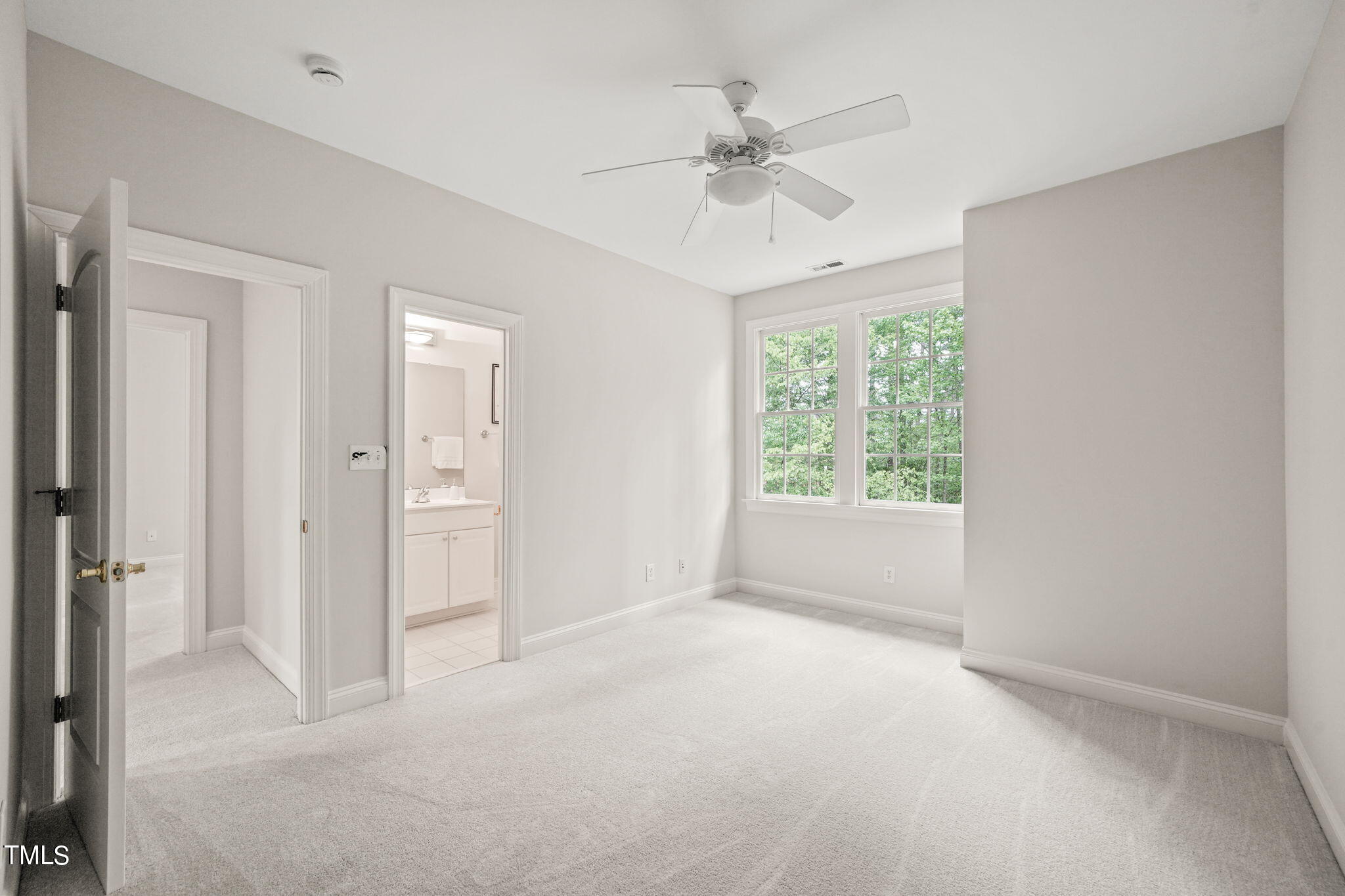 24 Acornridge Court