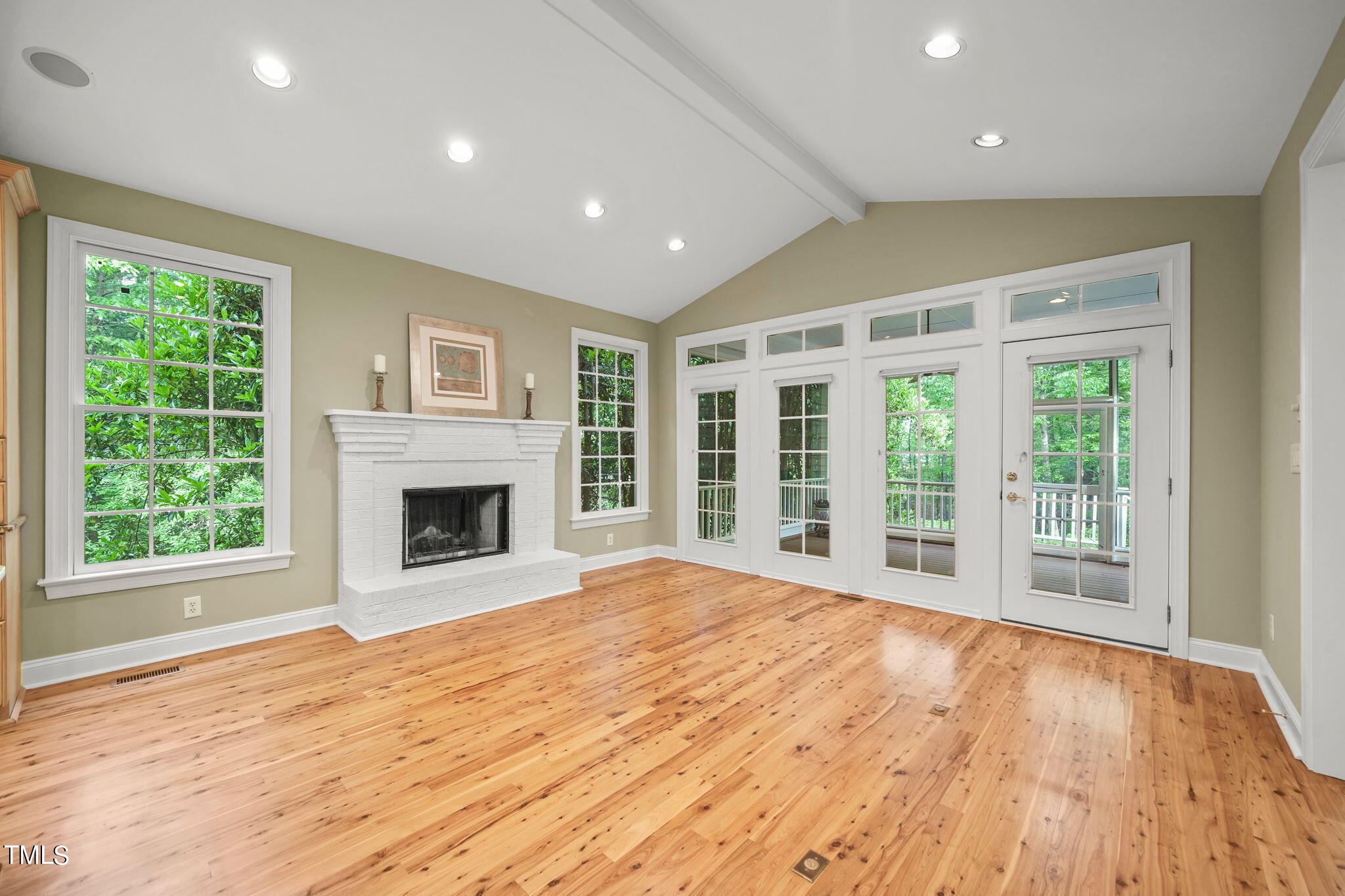 24 Acornridge Court