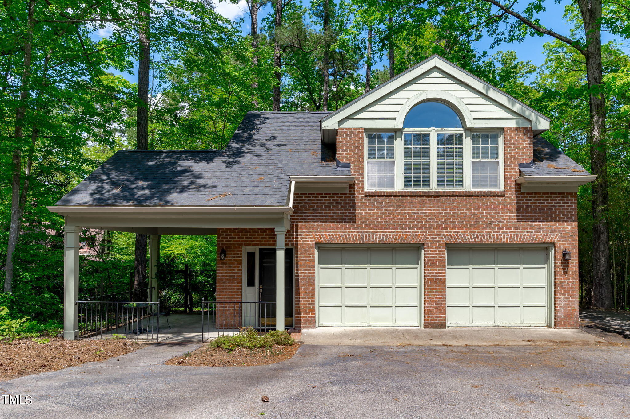 3919 Regent Road