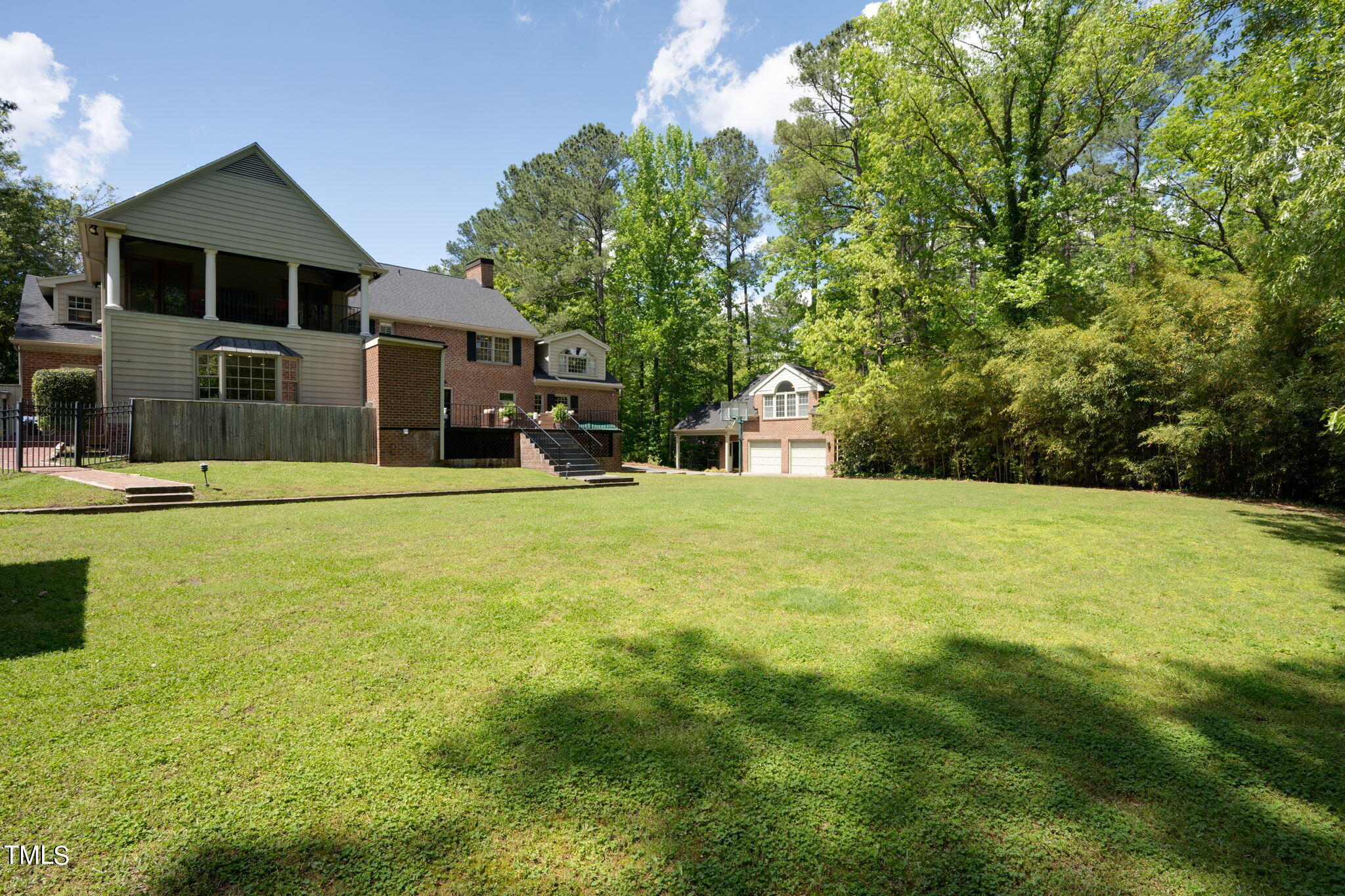 3919 Regent Road