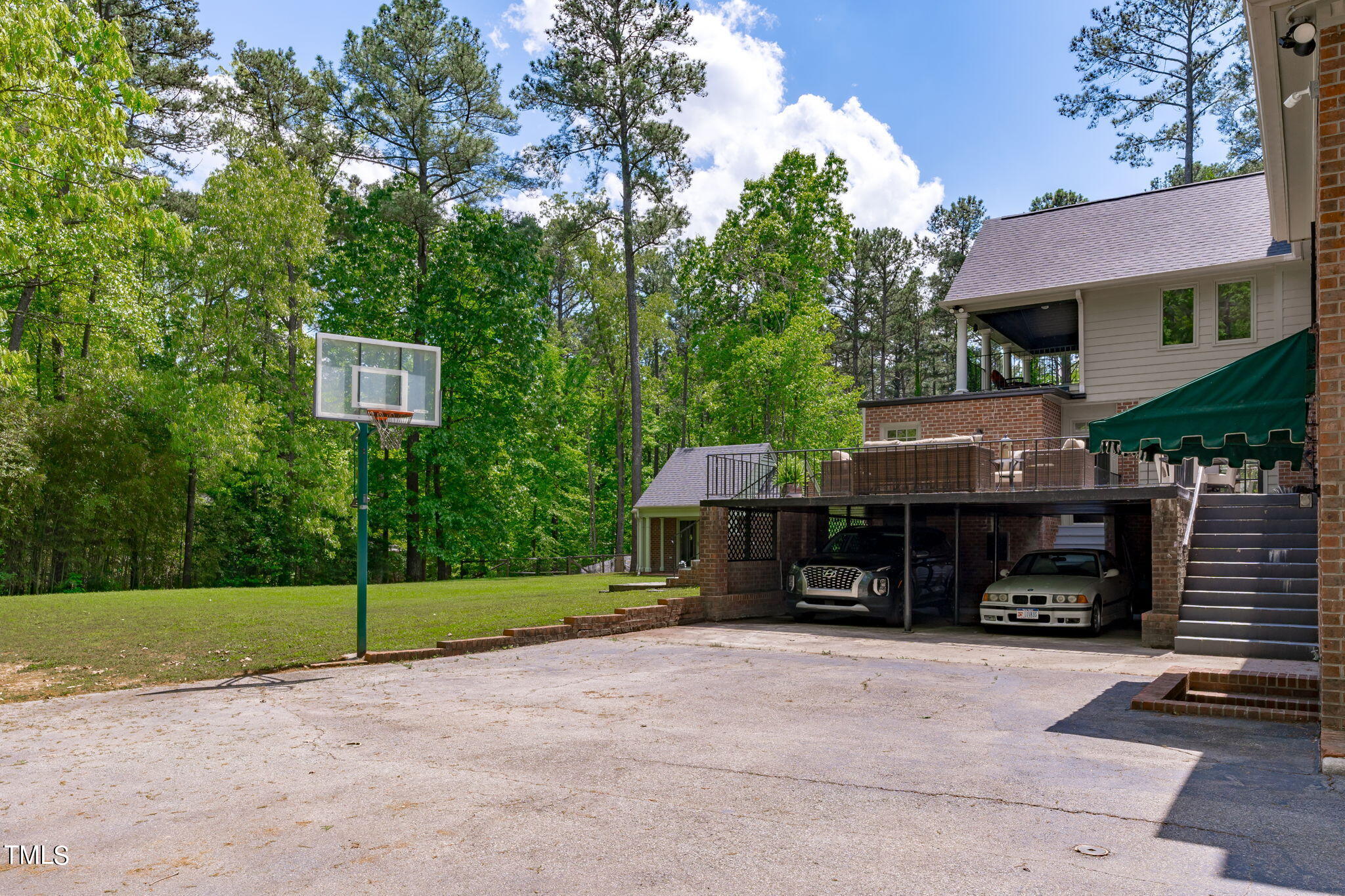 3919 Regent Road
