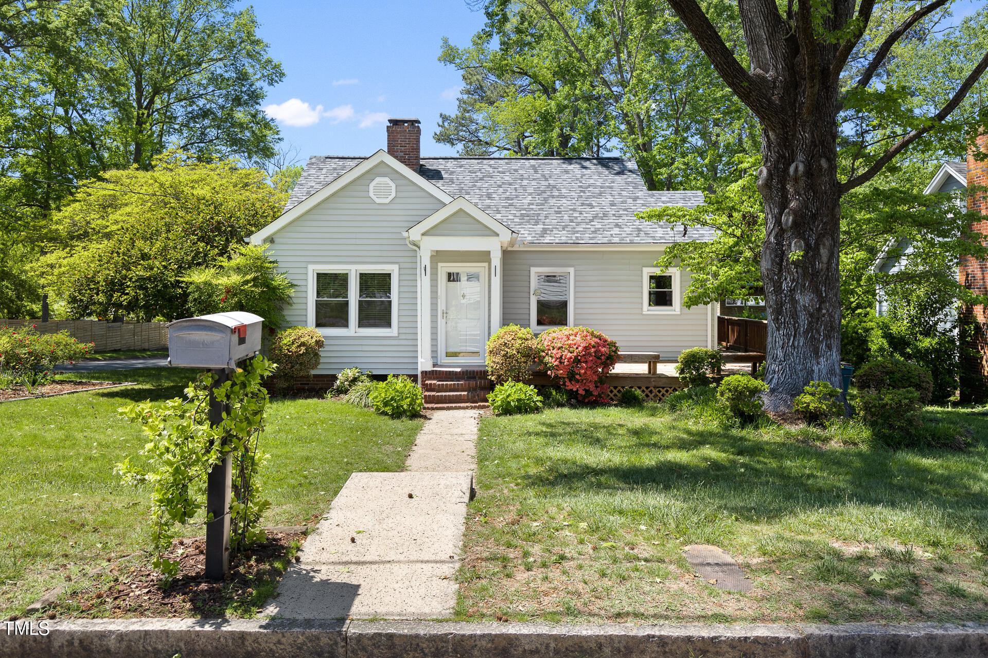 2801 Shenandoah Avenue