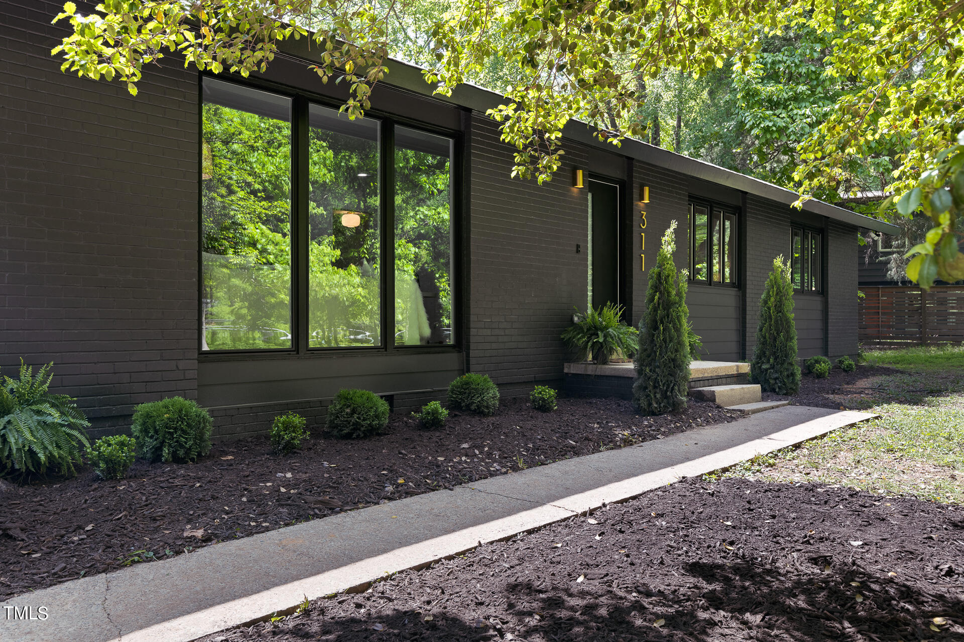 311 N Estes Drive