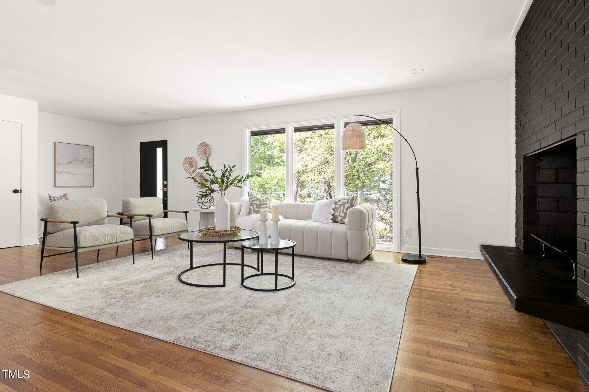 311 N Estes Drive