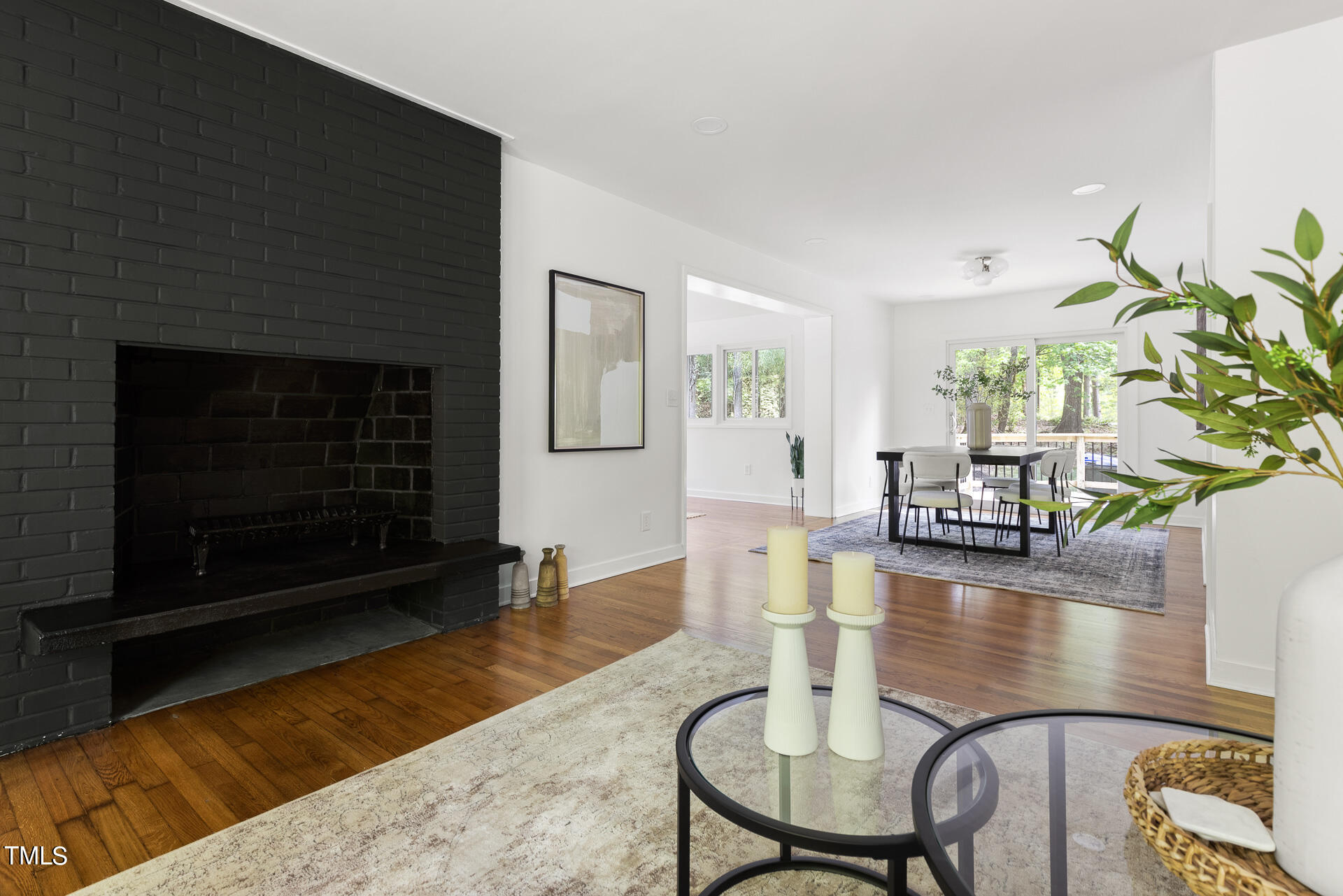311 N Estes Drive