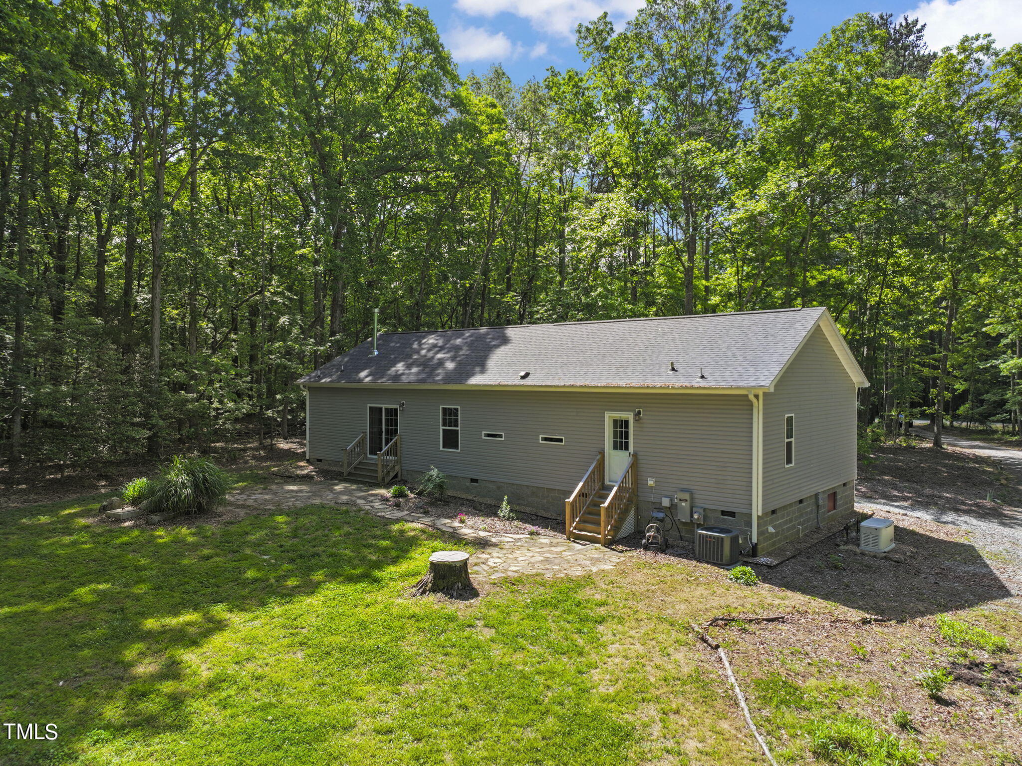 435 Dorcurt Hills Road