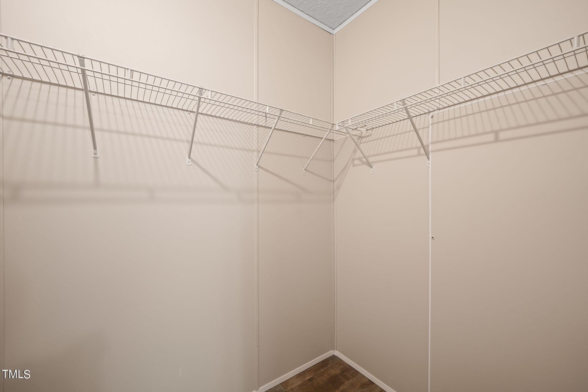 435 Dorcurt Hills Road