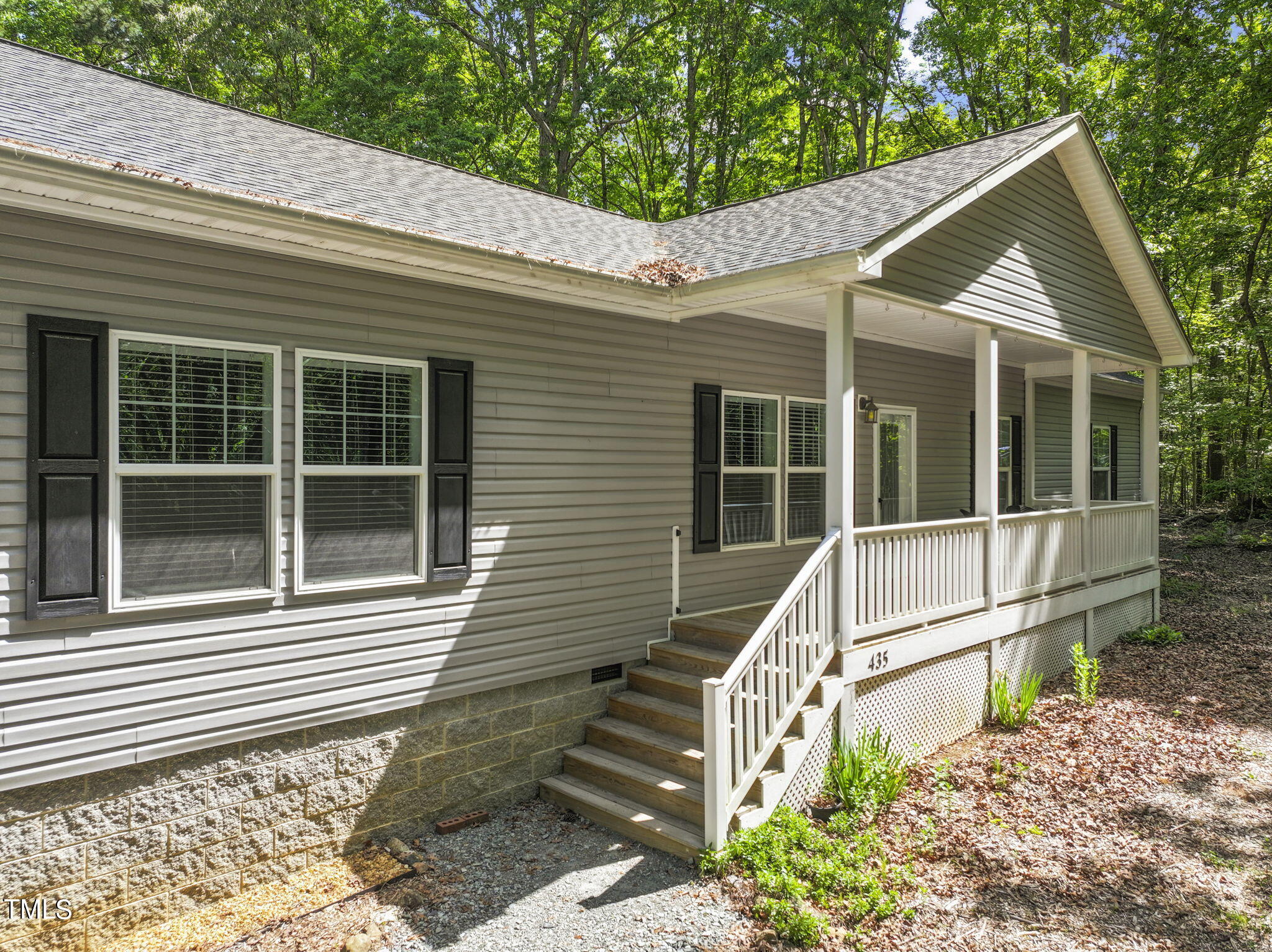 435 Dorcurt Hills Road