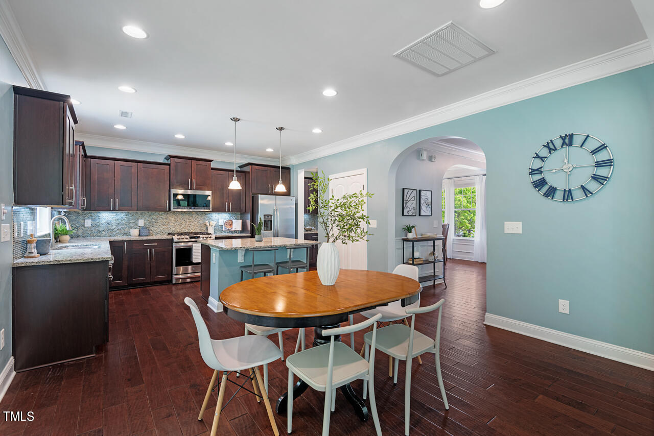 138 Victorian Oaks Drive