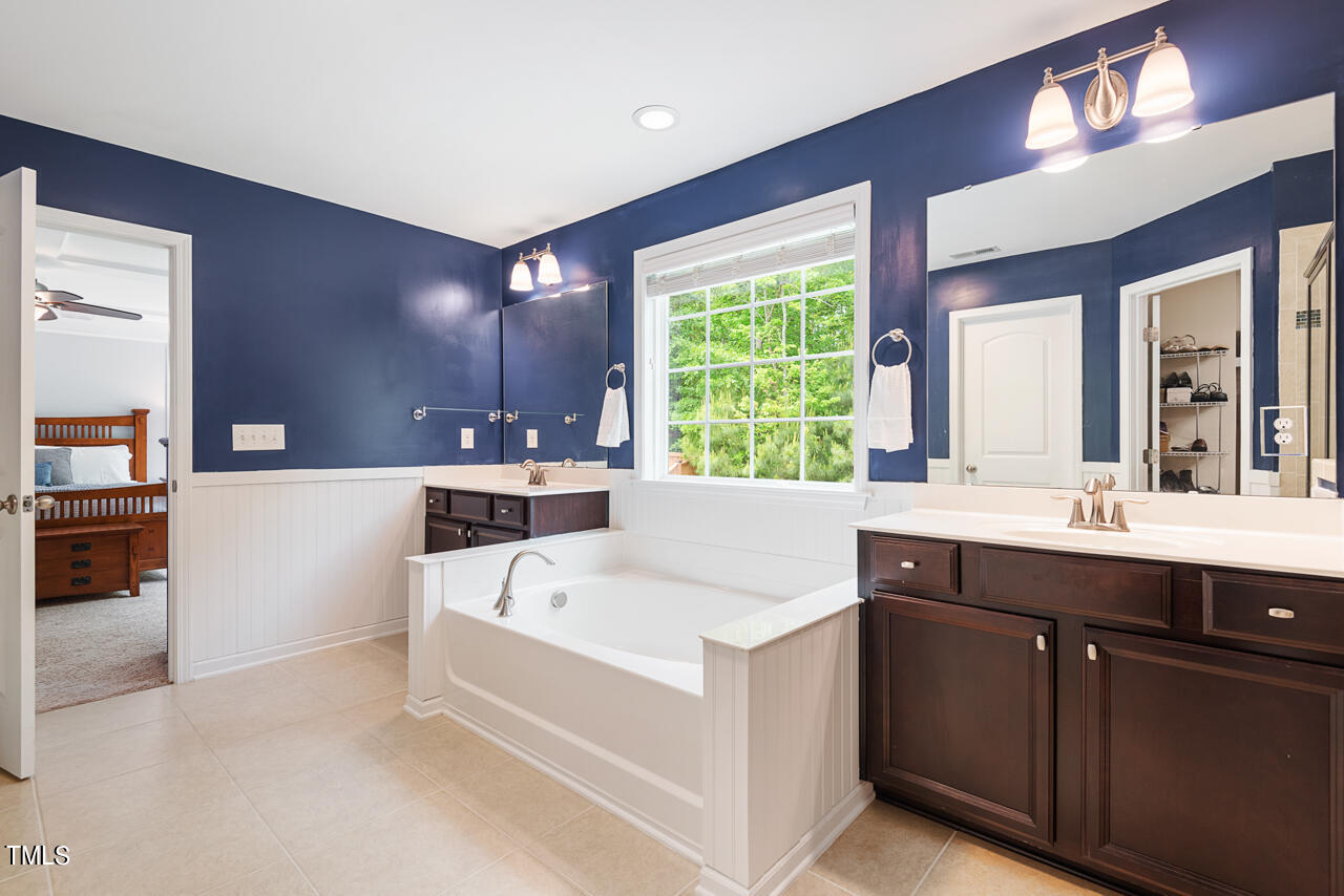 138 Victorian Oaks Drive