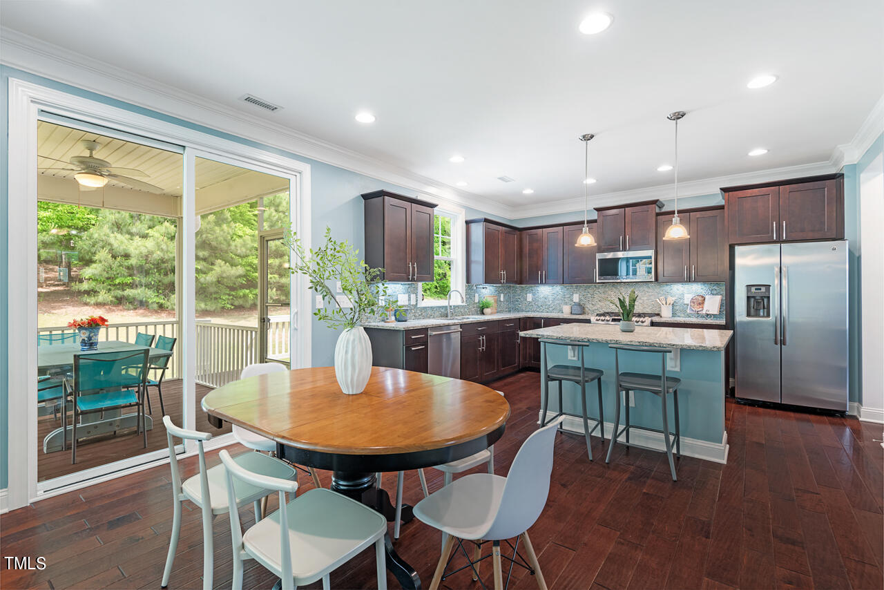 138 Victorian Oaks Drive