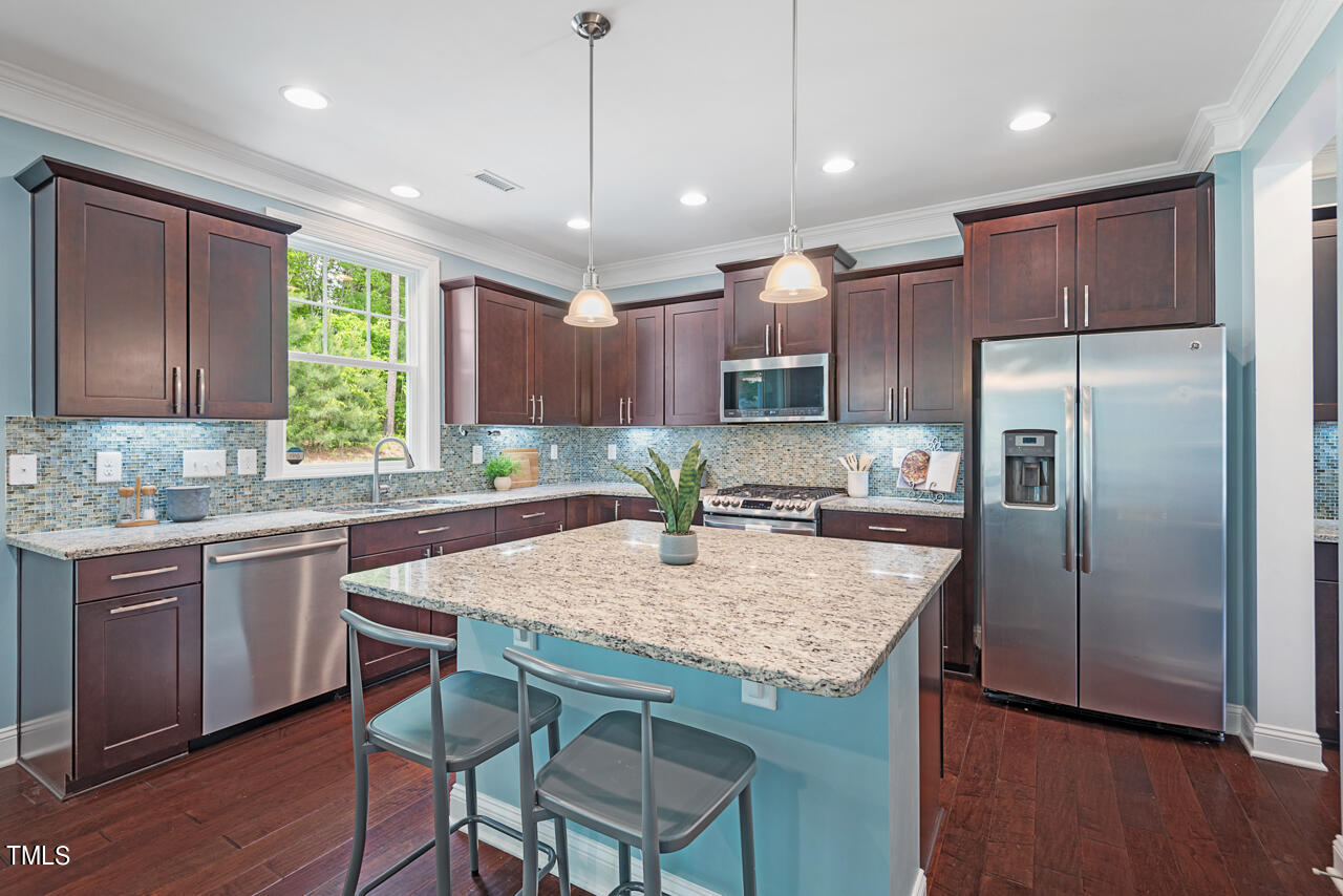 138 Victorian Oaks Drive