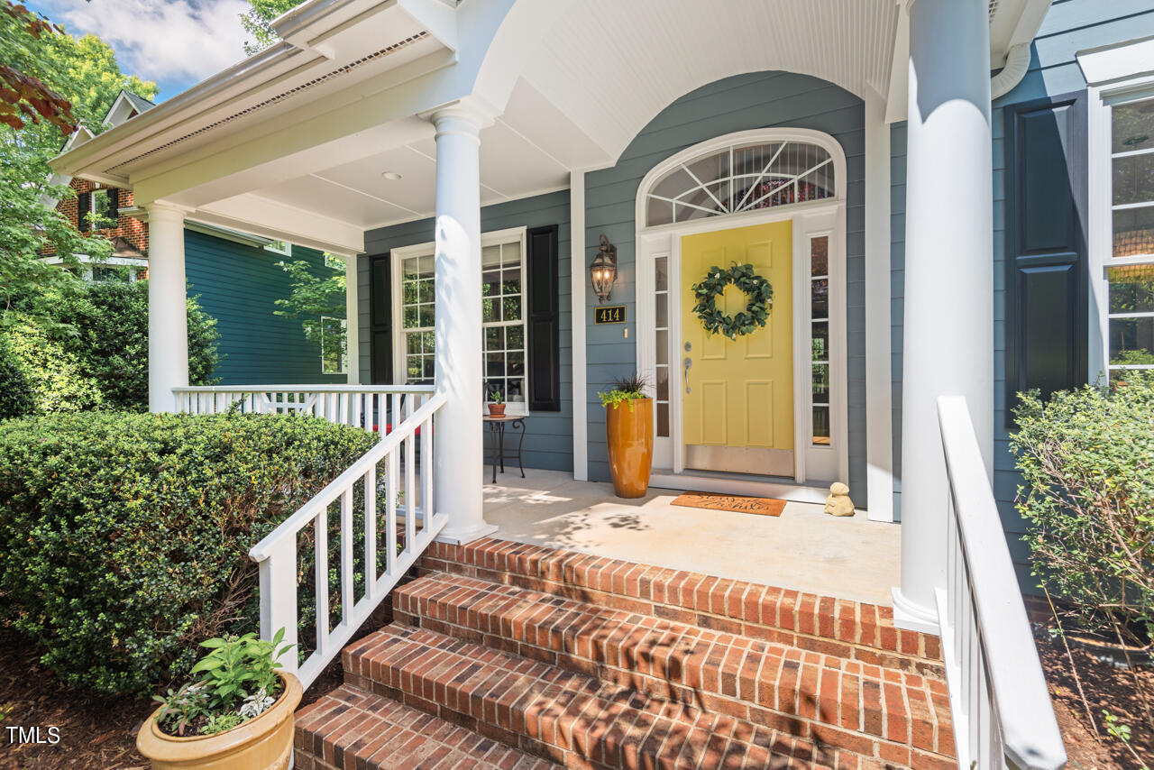 414 Hogan Woods Circle