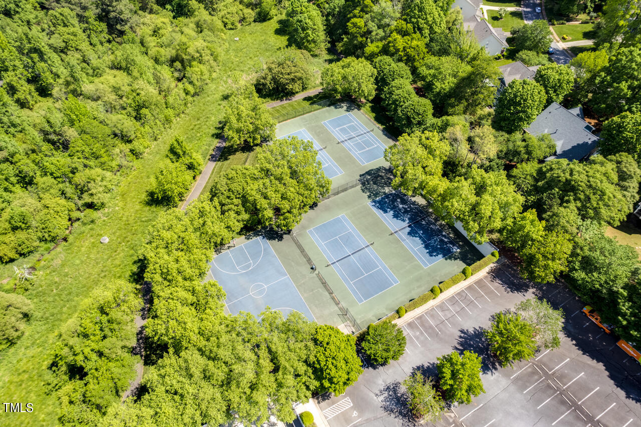 414 Hogan Woods Circle