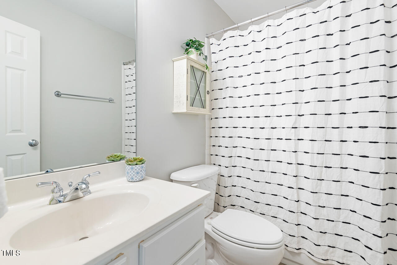 414 Hogan Woods Circle