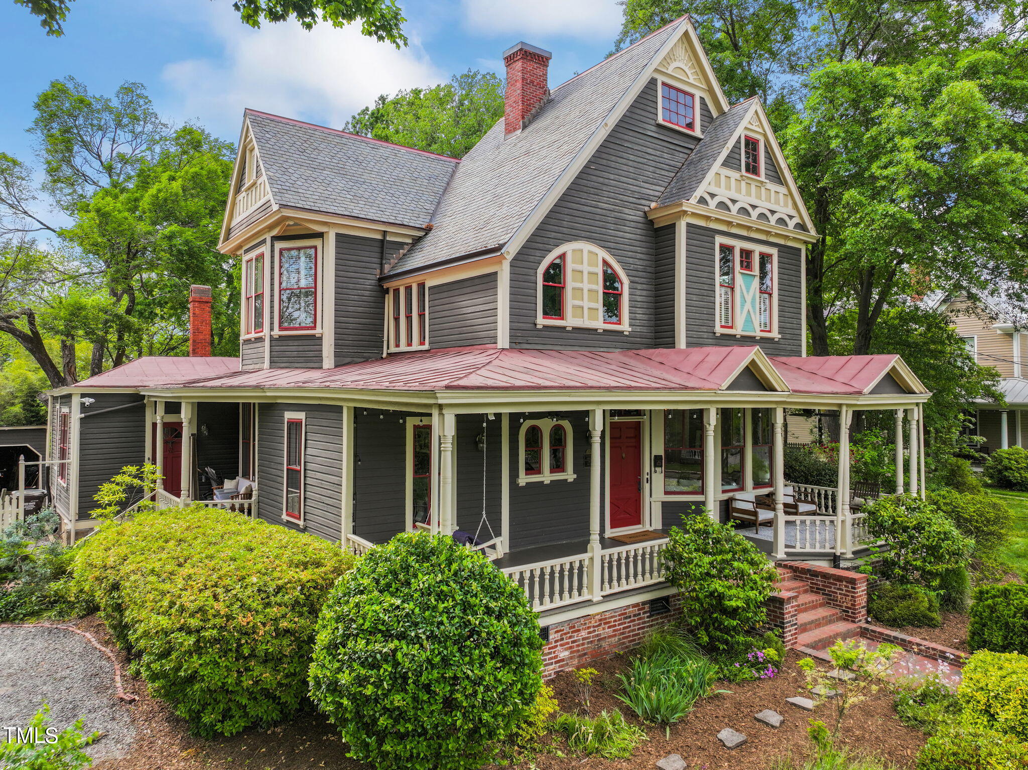 911 N Mangum Street