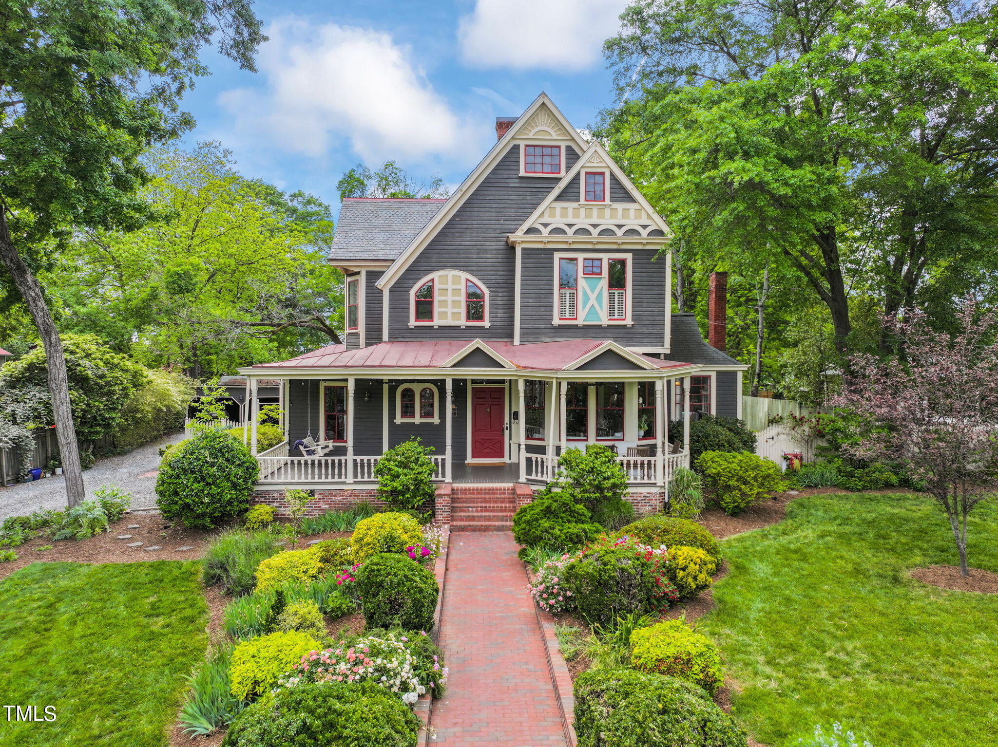911 N Mangum Street