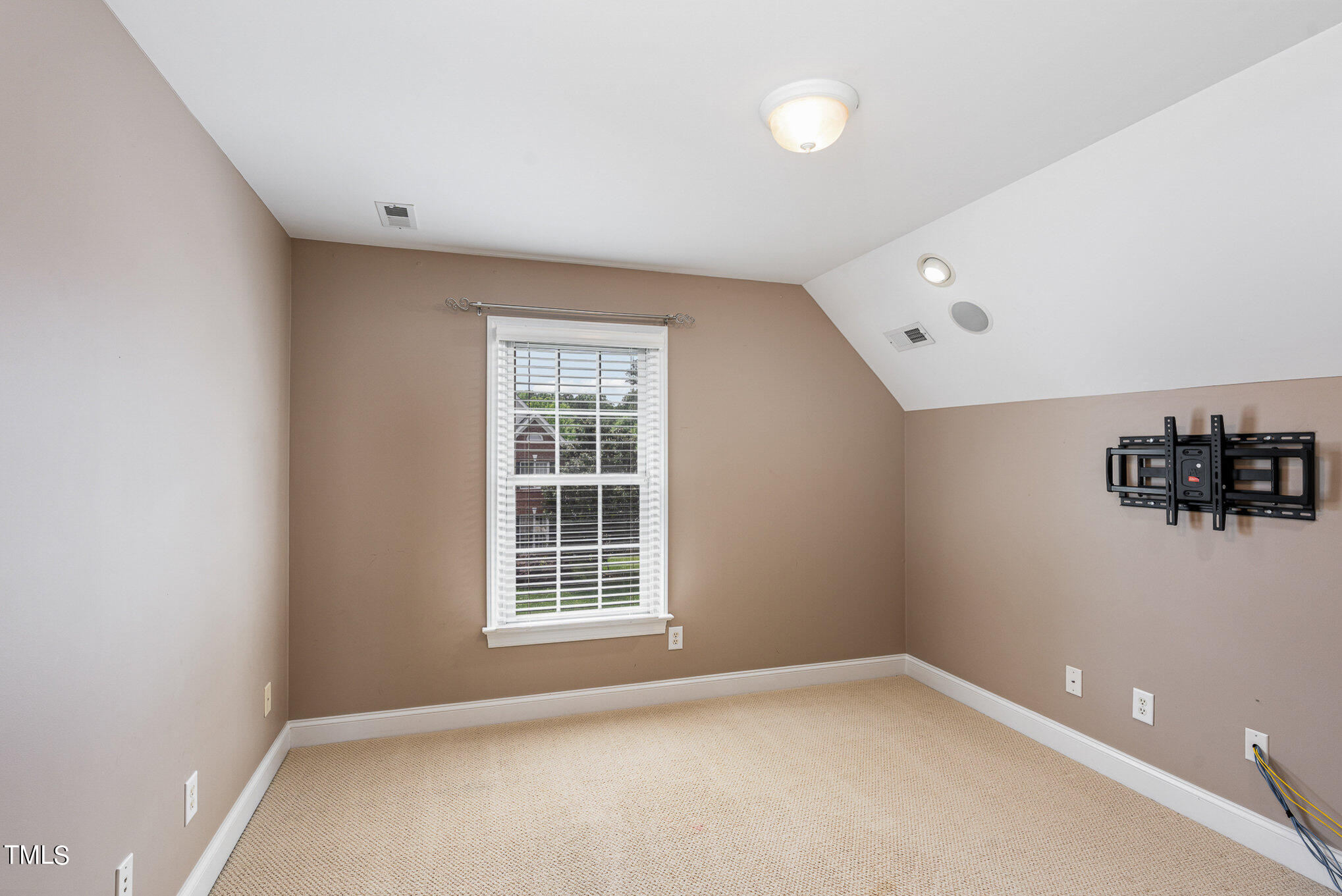 4310 Pine Bark Trail