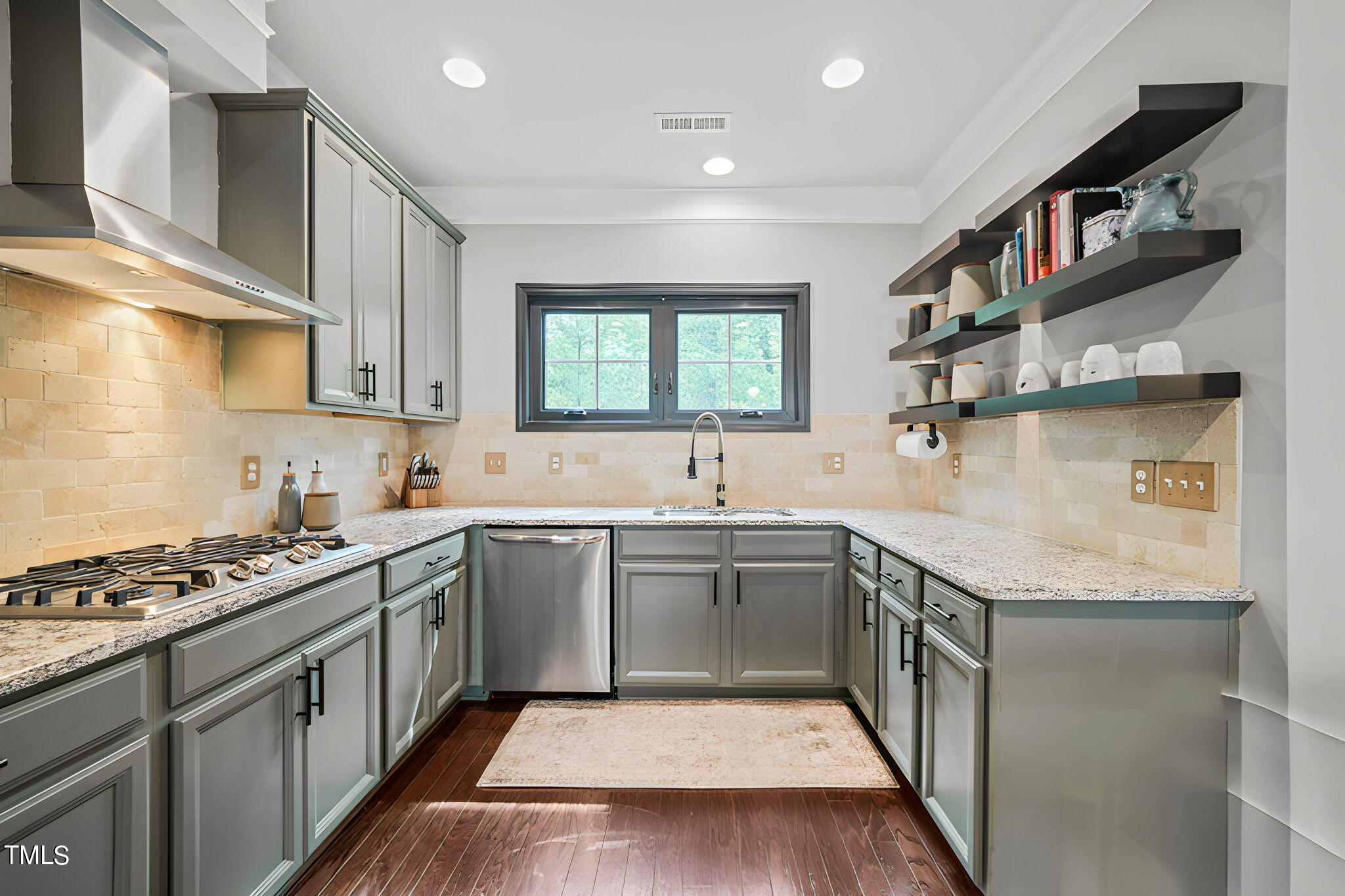 311 View Drive
