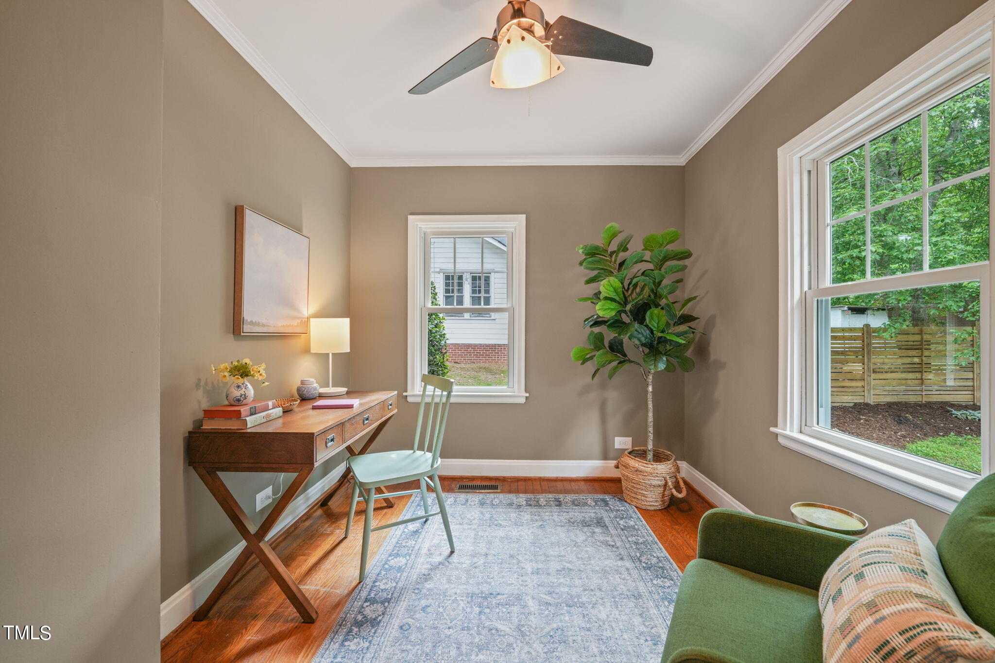 105 W Maynard Avenue