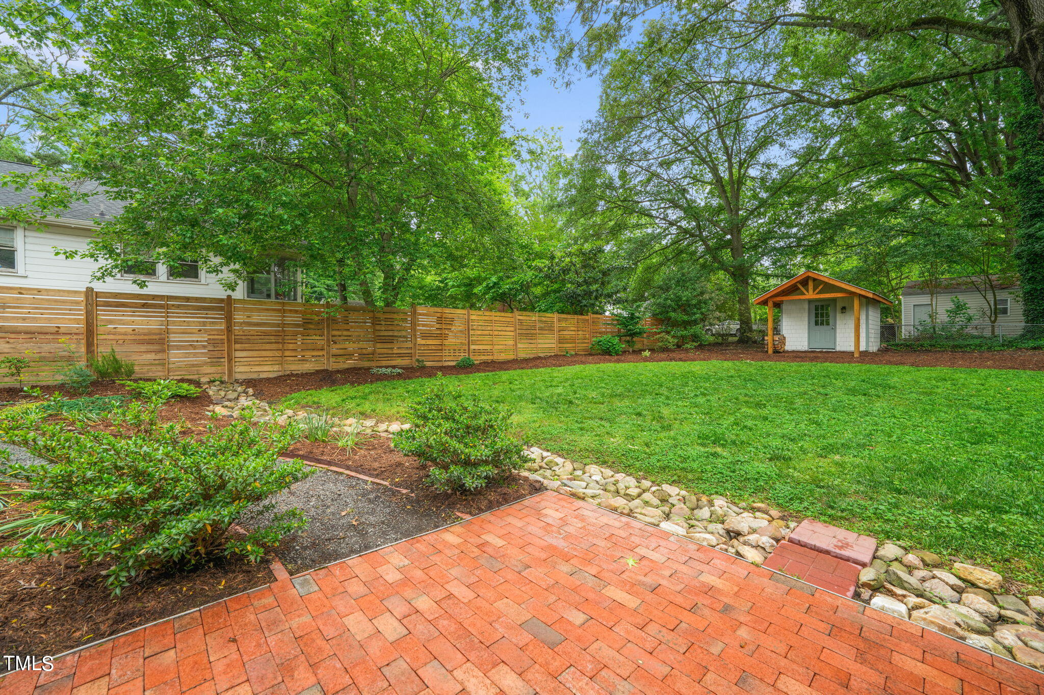 105 W Maynard Avenue