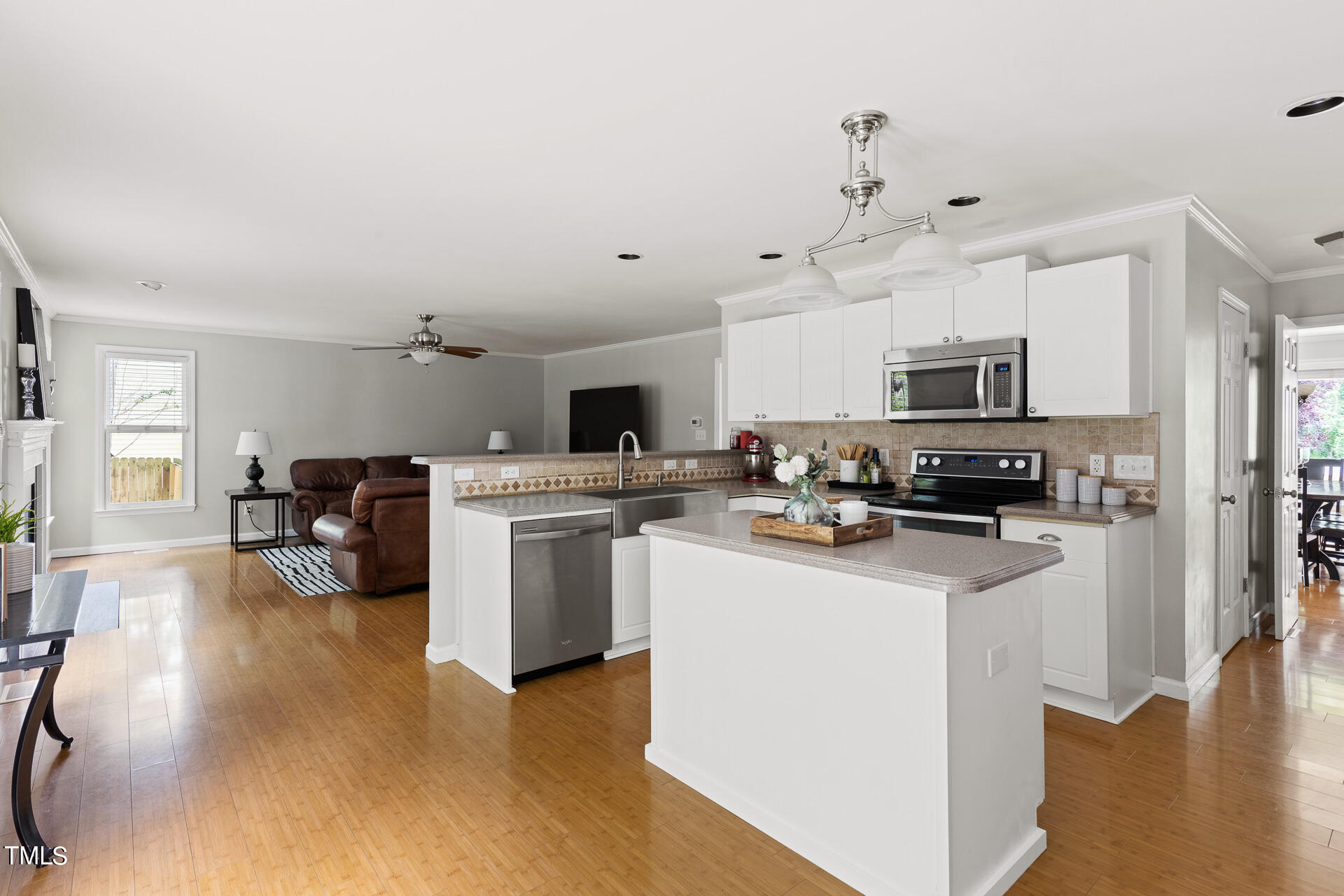 8 Shelburn Court