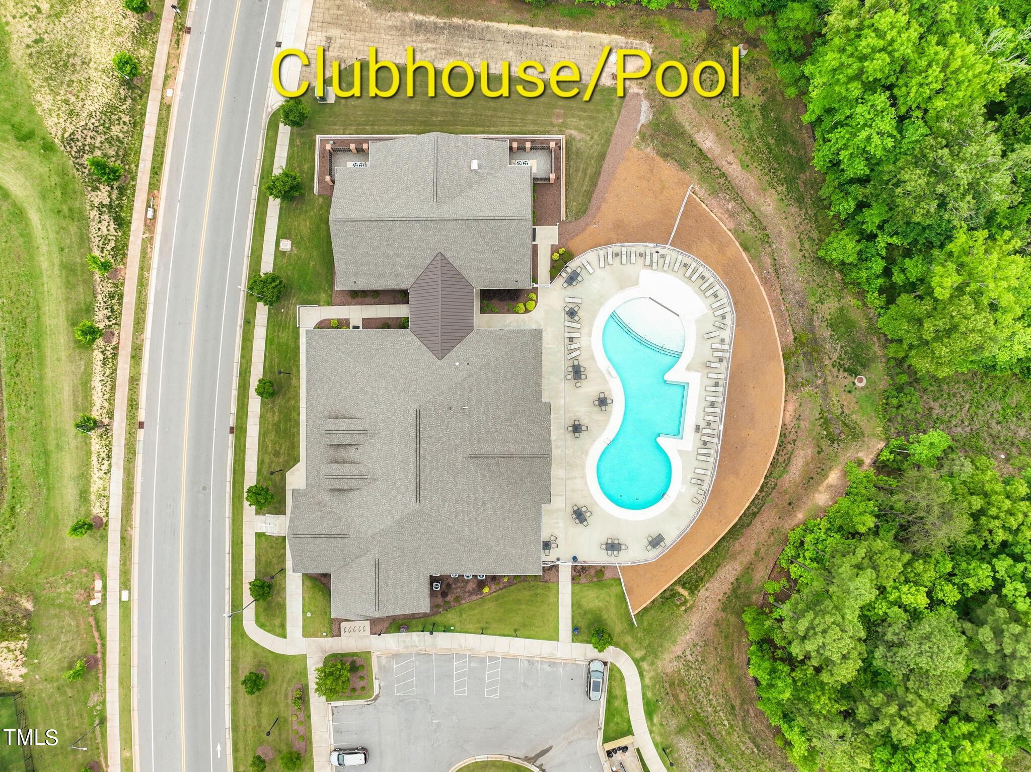 1025 Islip Place