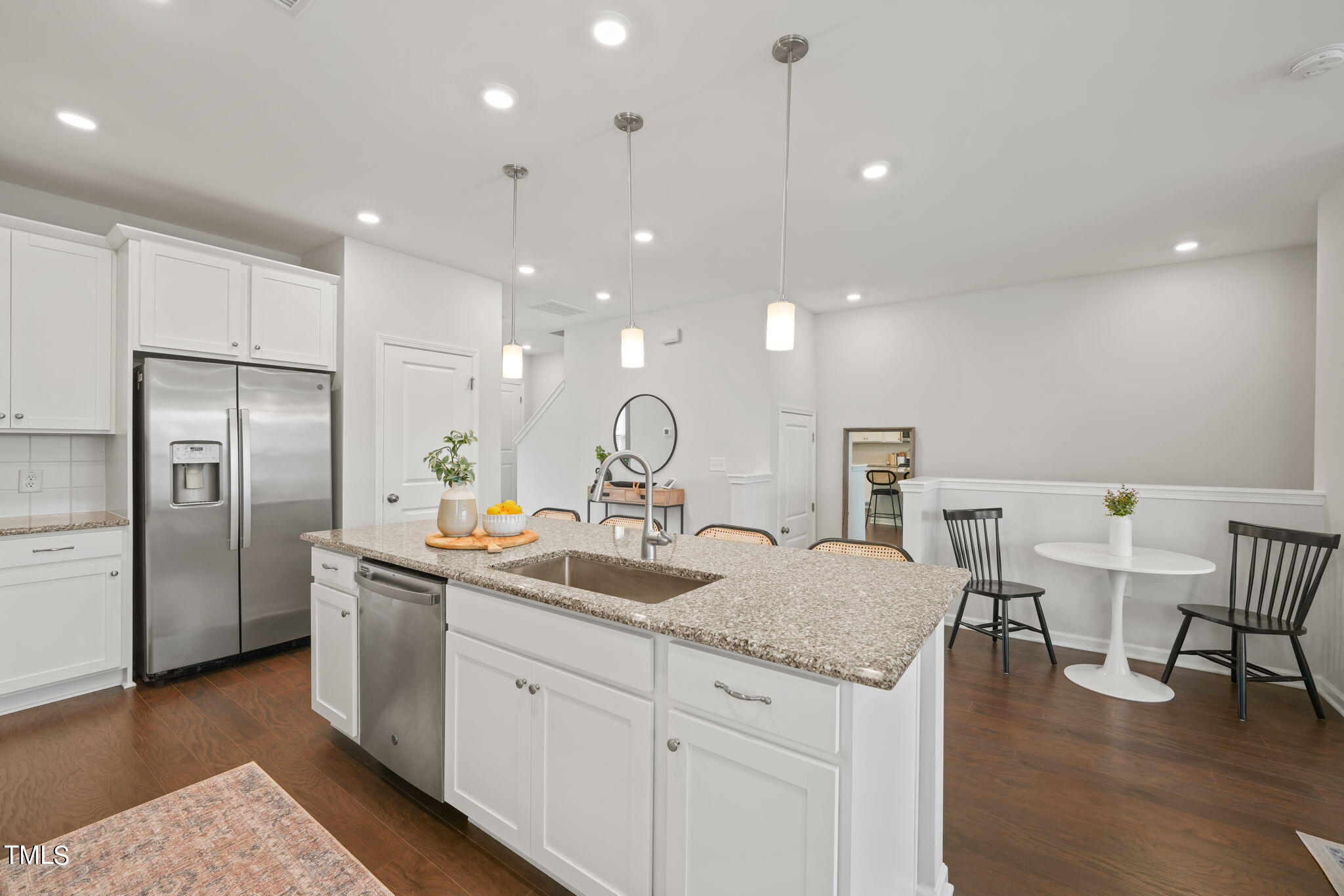 1025 Islip Place