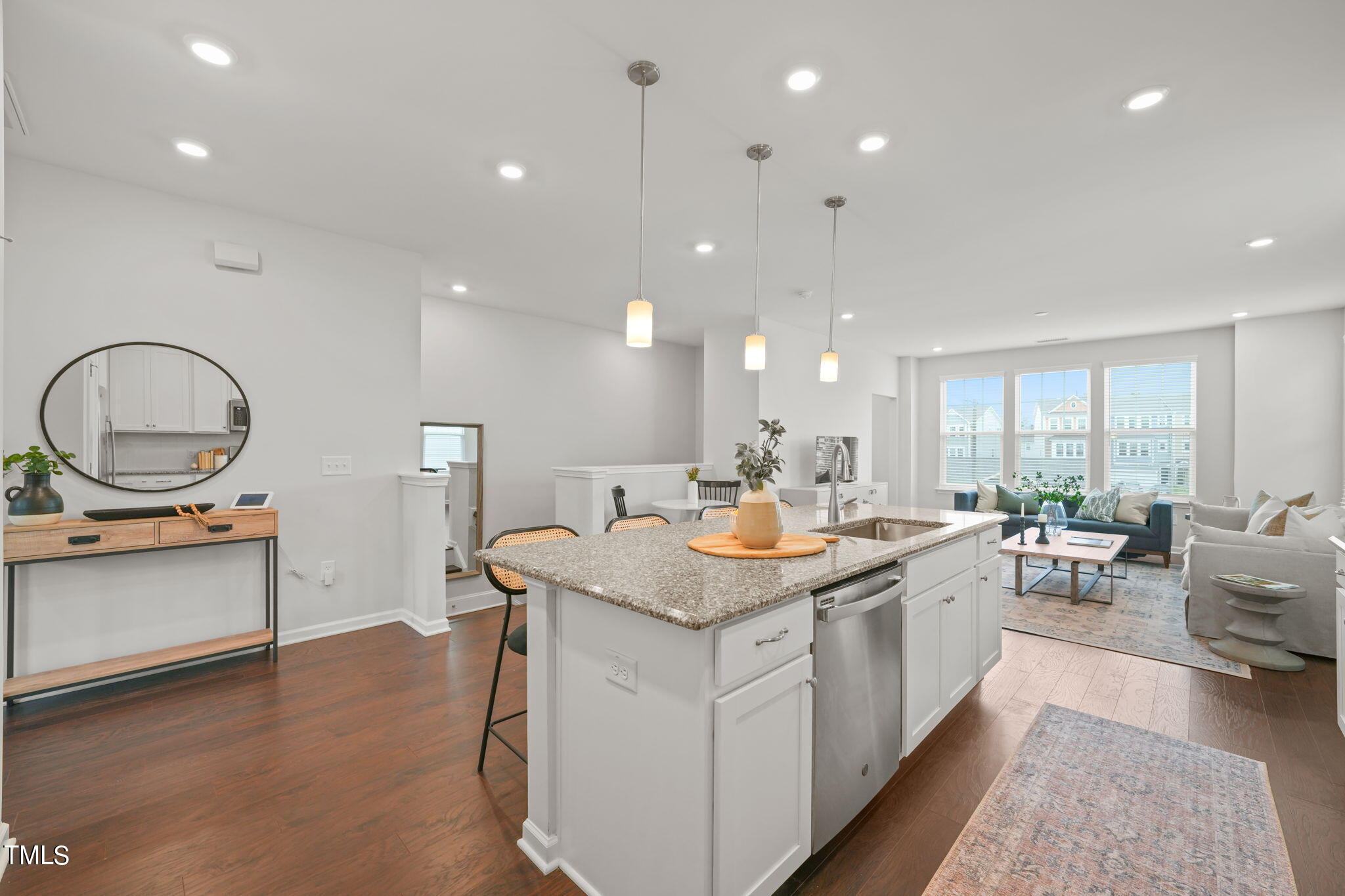 1025 Islip Place