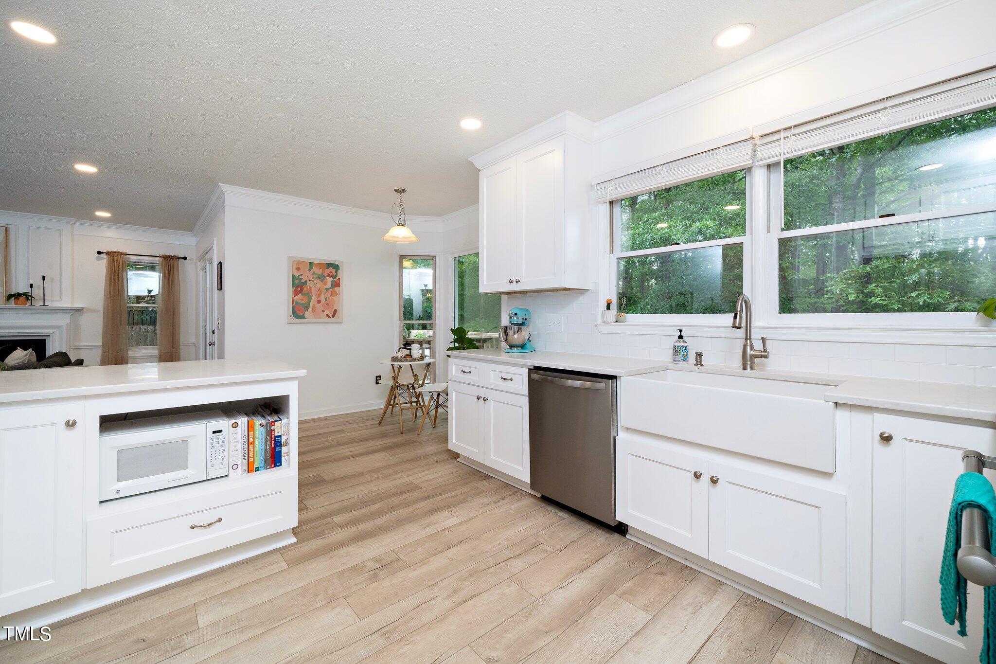 3903 Sturbridge Drive