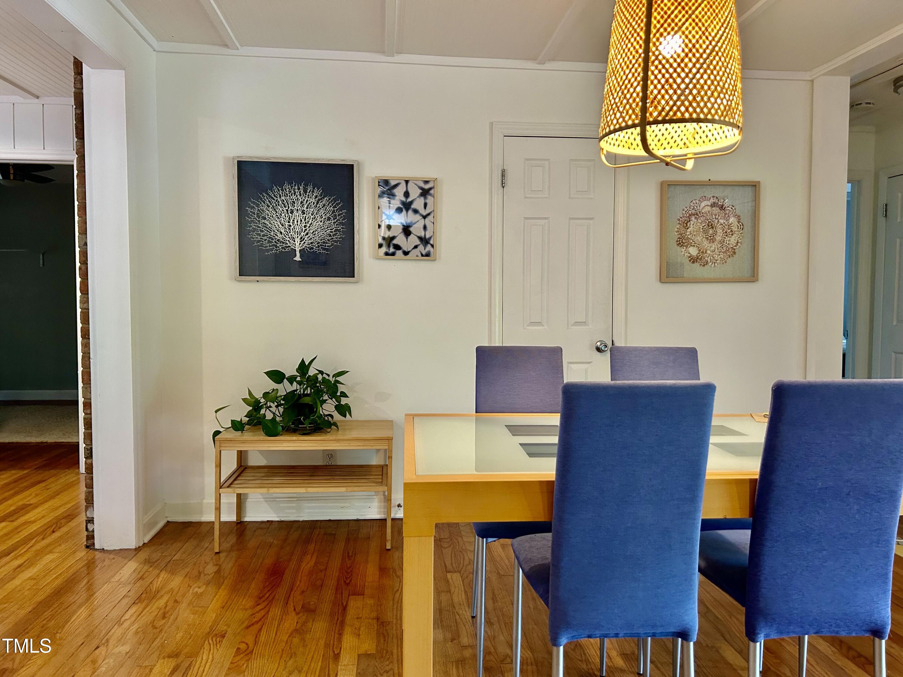 106 Lexington Circle