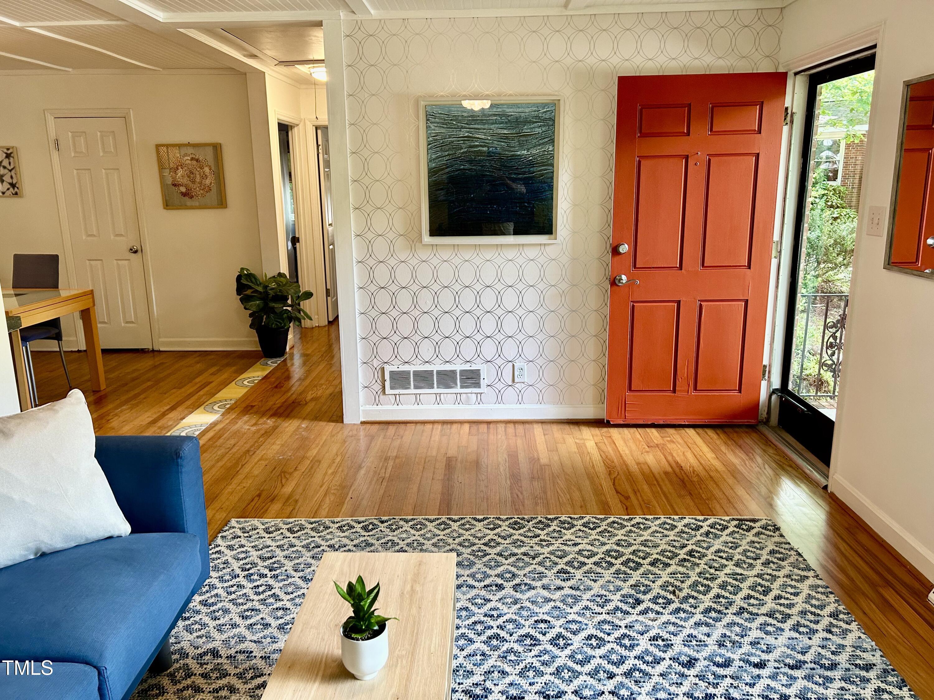 106 Lexington Circle