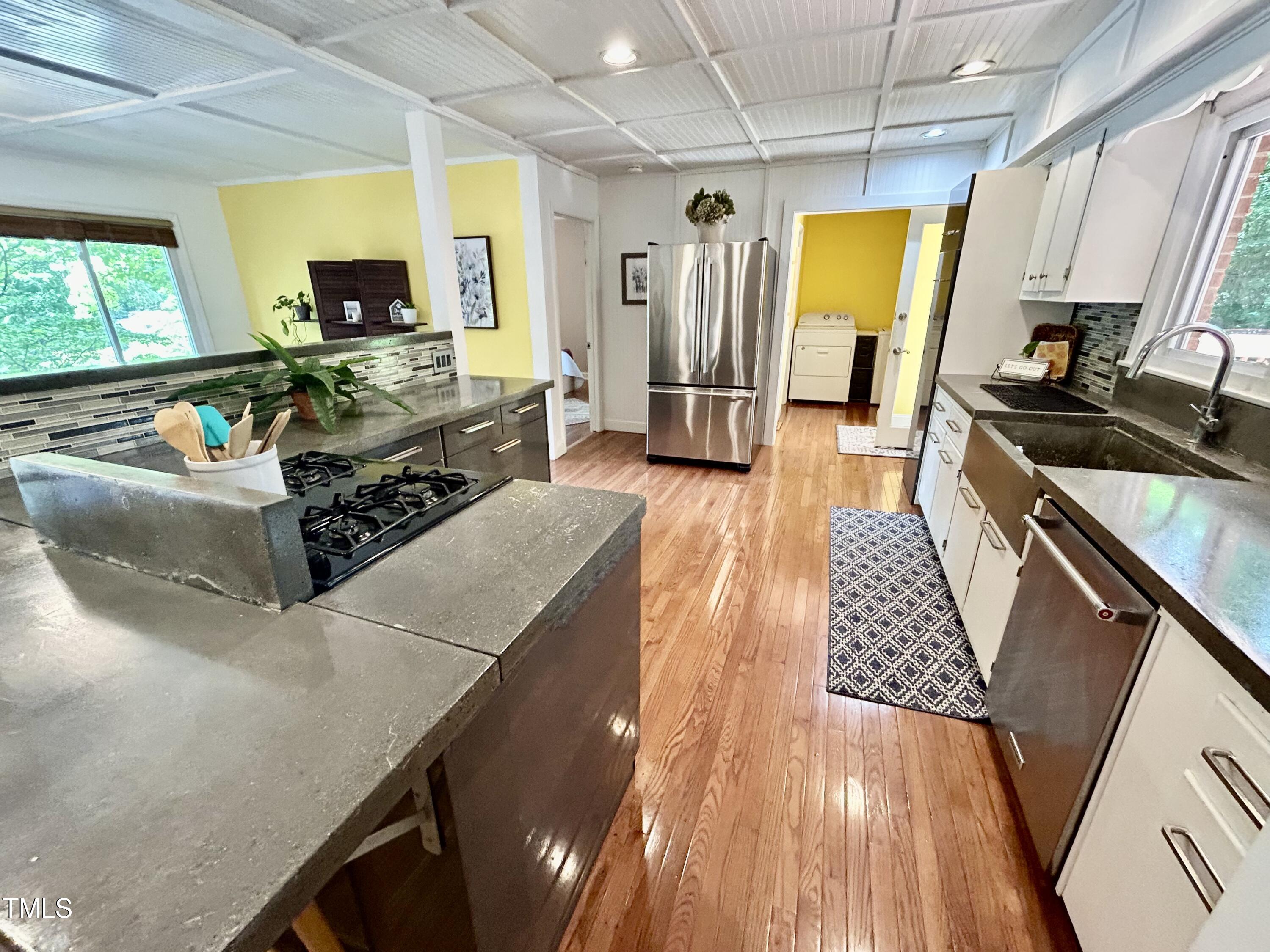 106 Lexington Circle