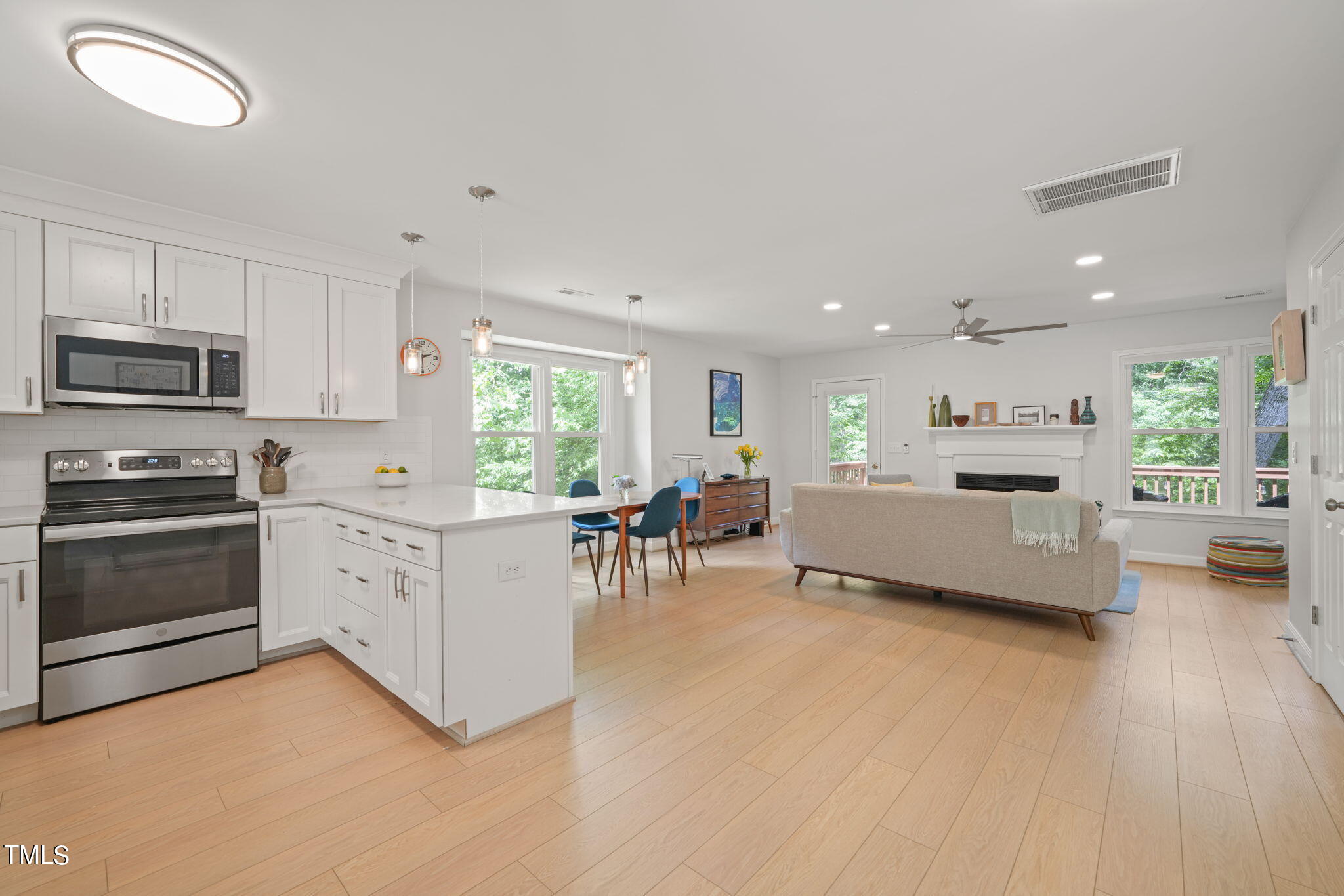 142 Long Shadow Place