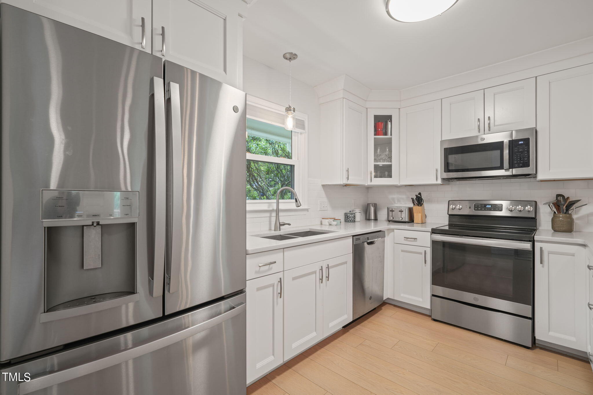 142 Long Shadow Place