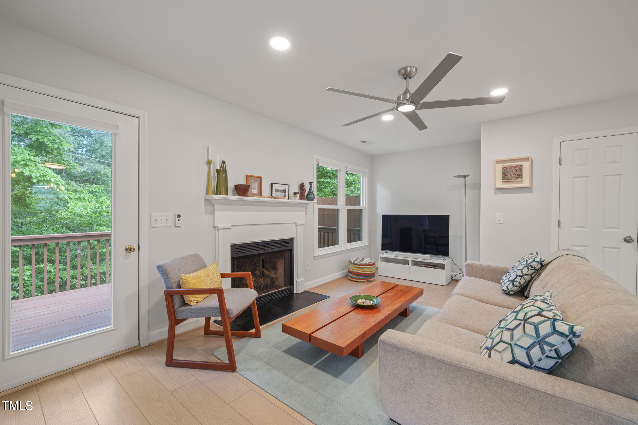 142 Long Shadow Place