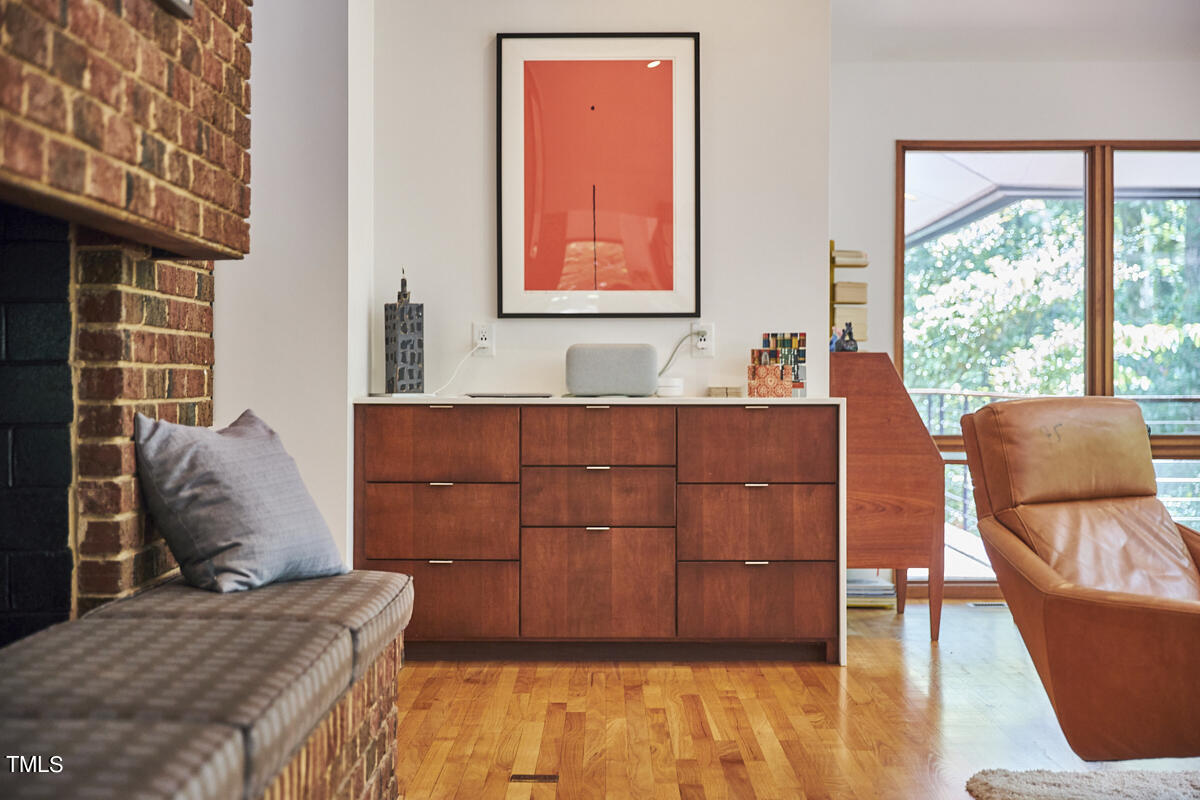 2312 Honeysuckle Court