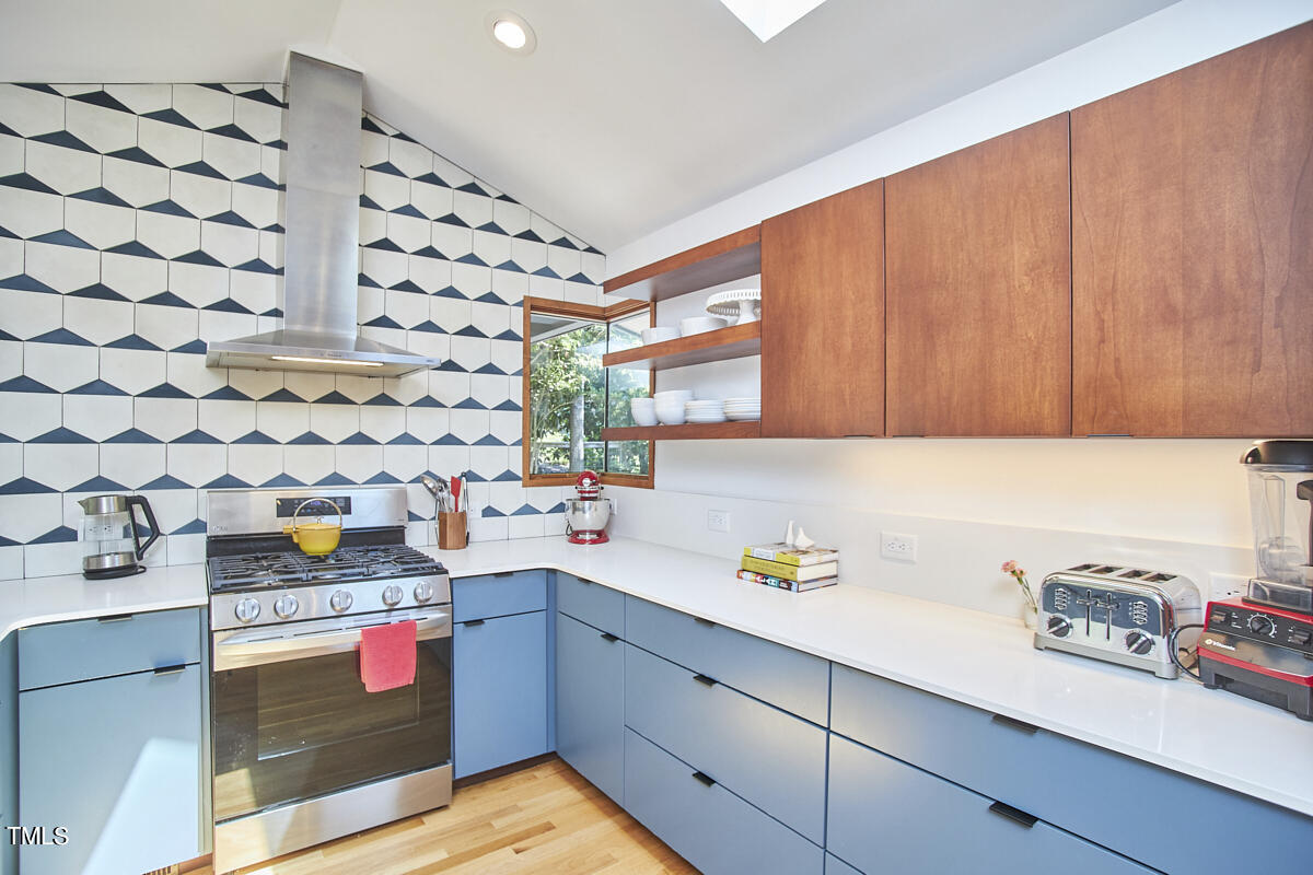 2312 Honeysuckle Court