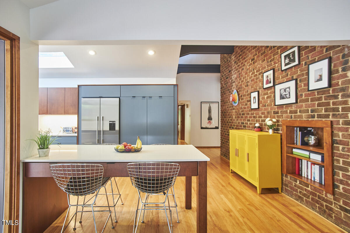 2312 Honeysuckle Court